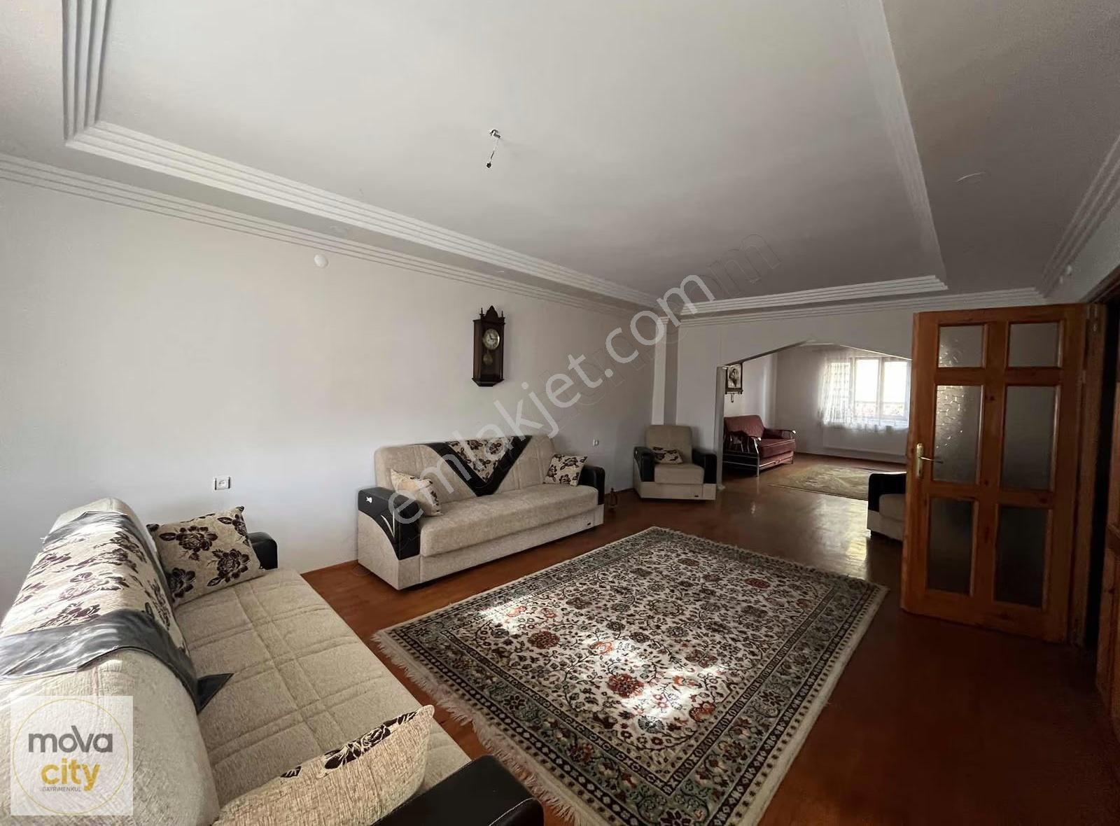 Binevler' De Pınar Koleji Karşısında Kiralık Villa - Görsel 29