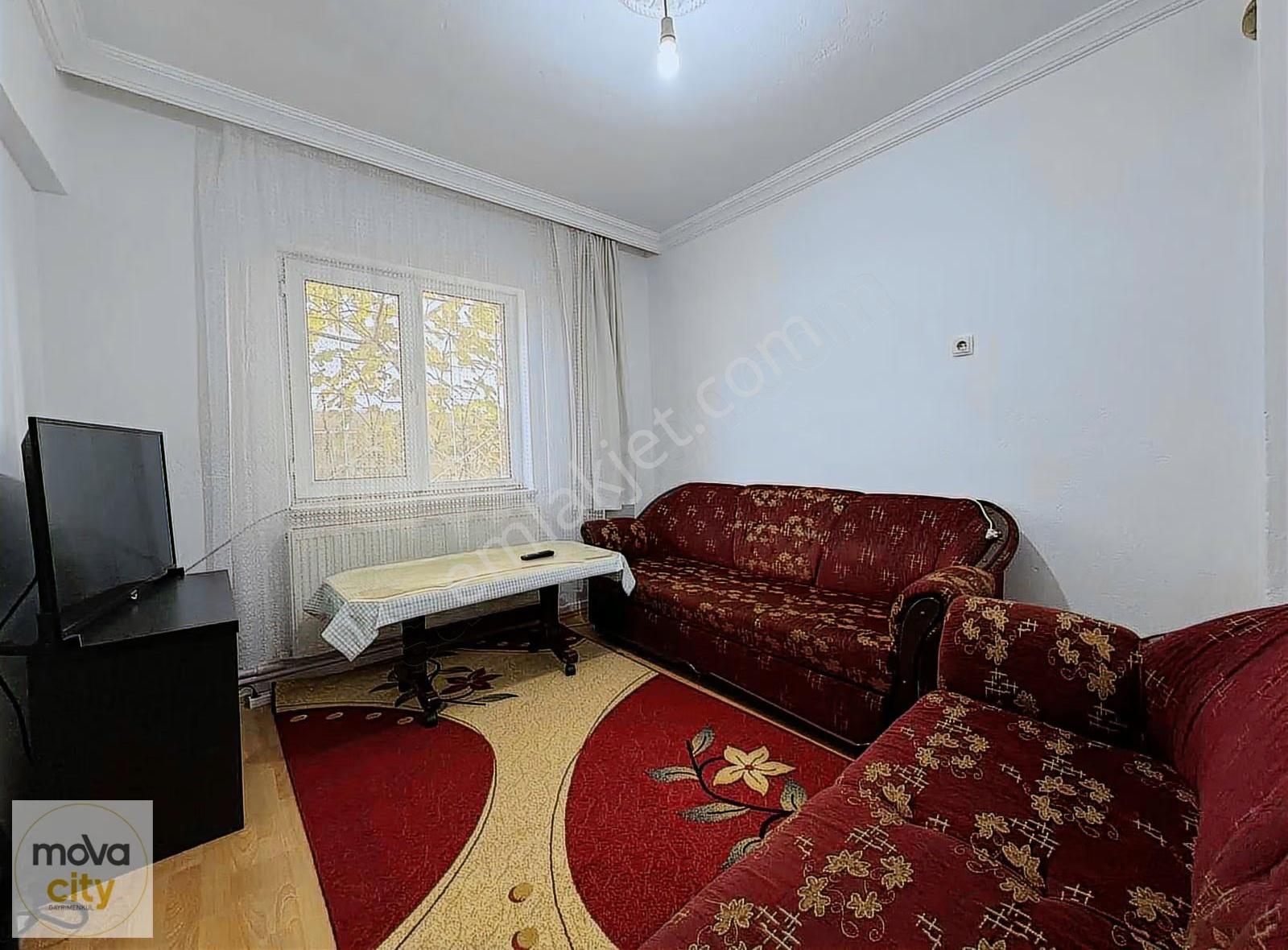 Hüyük Caddesi Üzeri Eşyalı Kiralık 3+0 Daire - Görsel 6