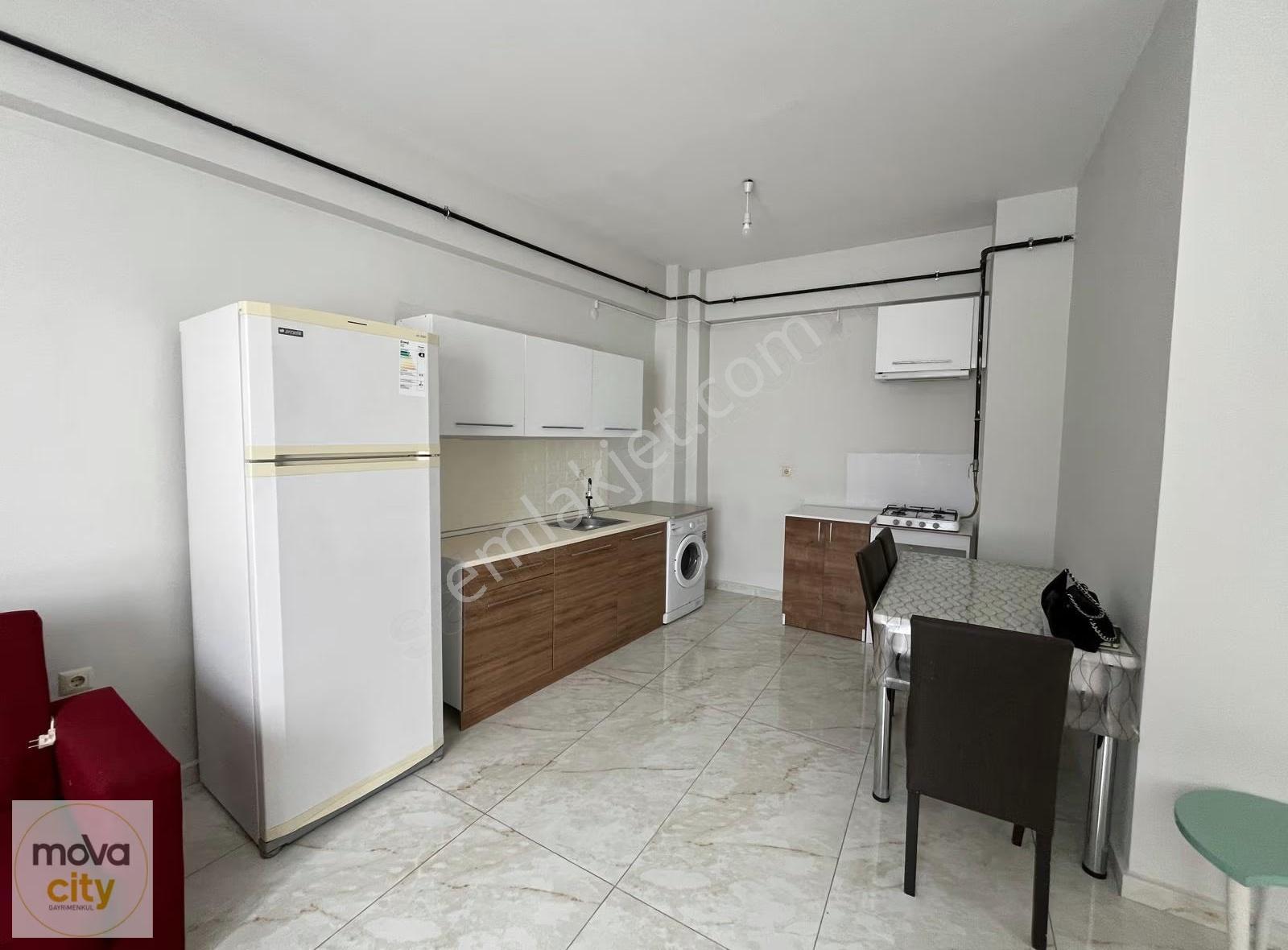 Şehir Merkezinde Eşyalı Kiralık Daire - Görsel 3