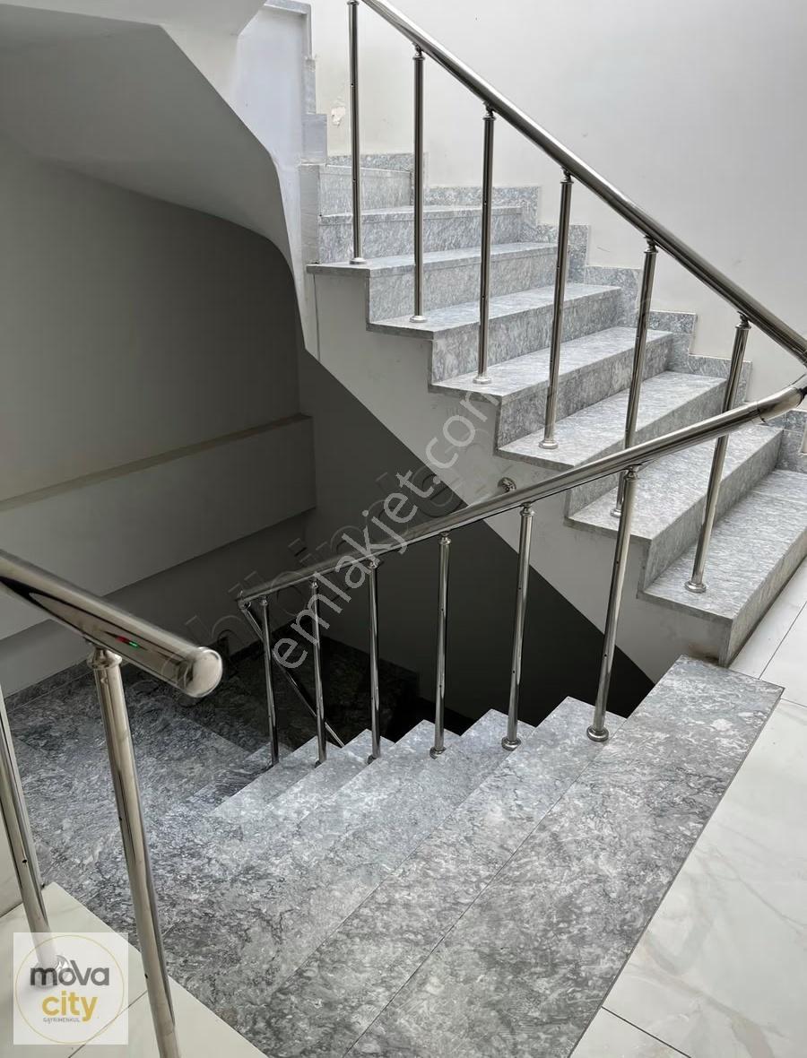 Şehir Merkezinde Eşyalı Kiralık Daire - Görsel 8