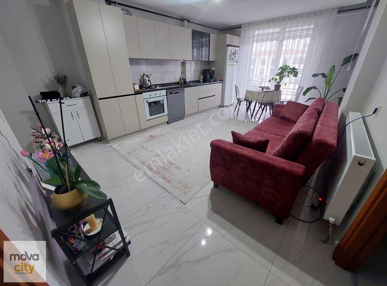 Çepni'de Özejder Lisesi Karşısı Eşyalı Kiralık 2+1 Daire
