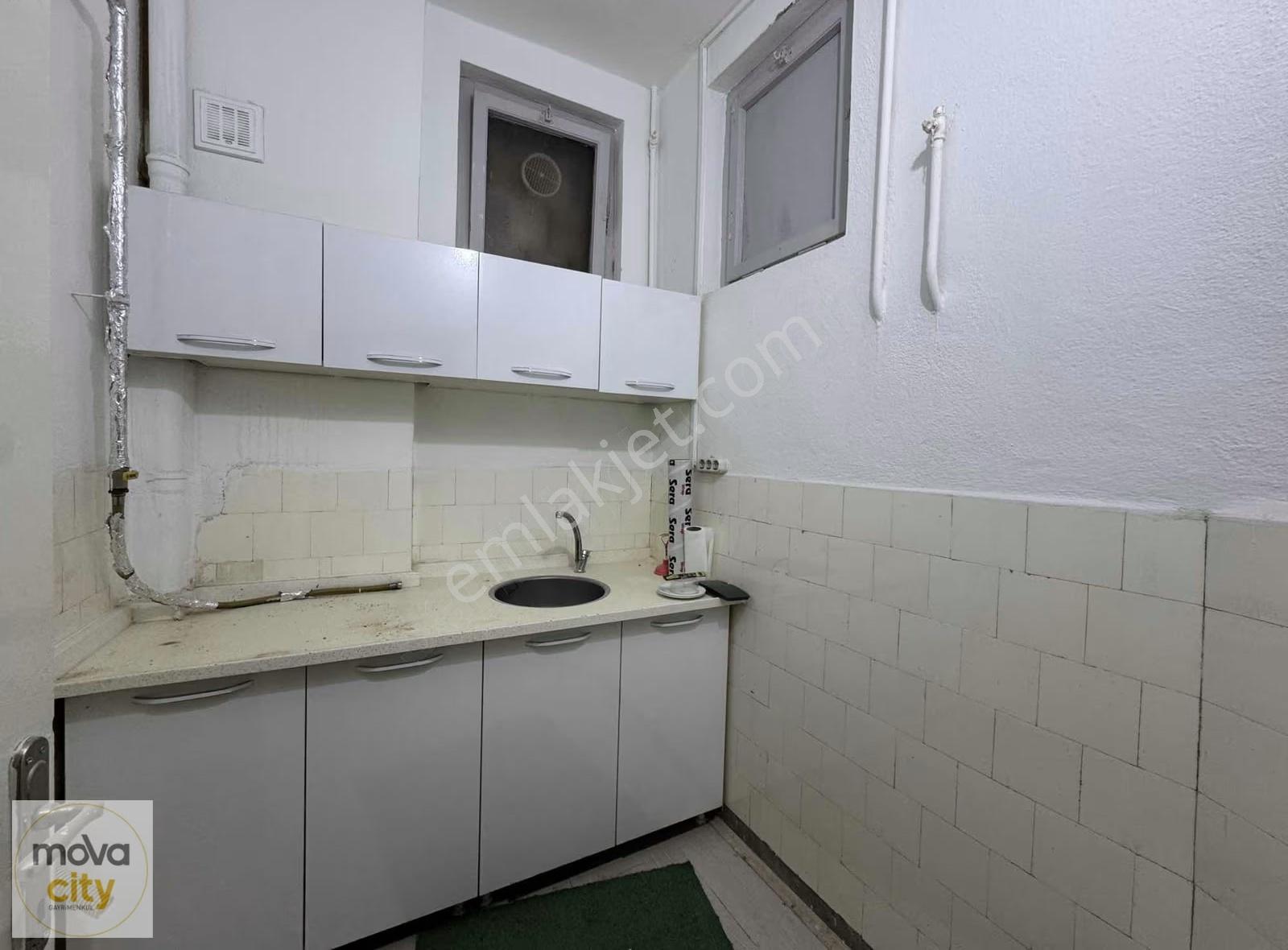 İnönü Caddesinde Saat Kulesine 20 M Mesafede Kiralık Geniş Ofis - Görsel 35