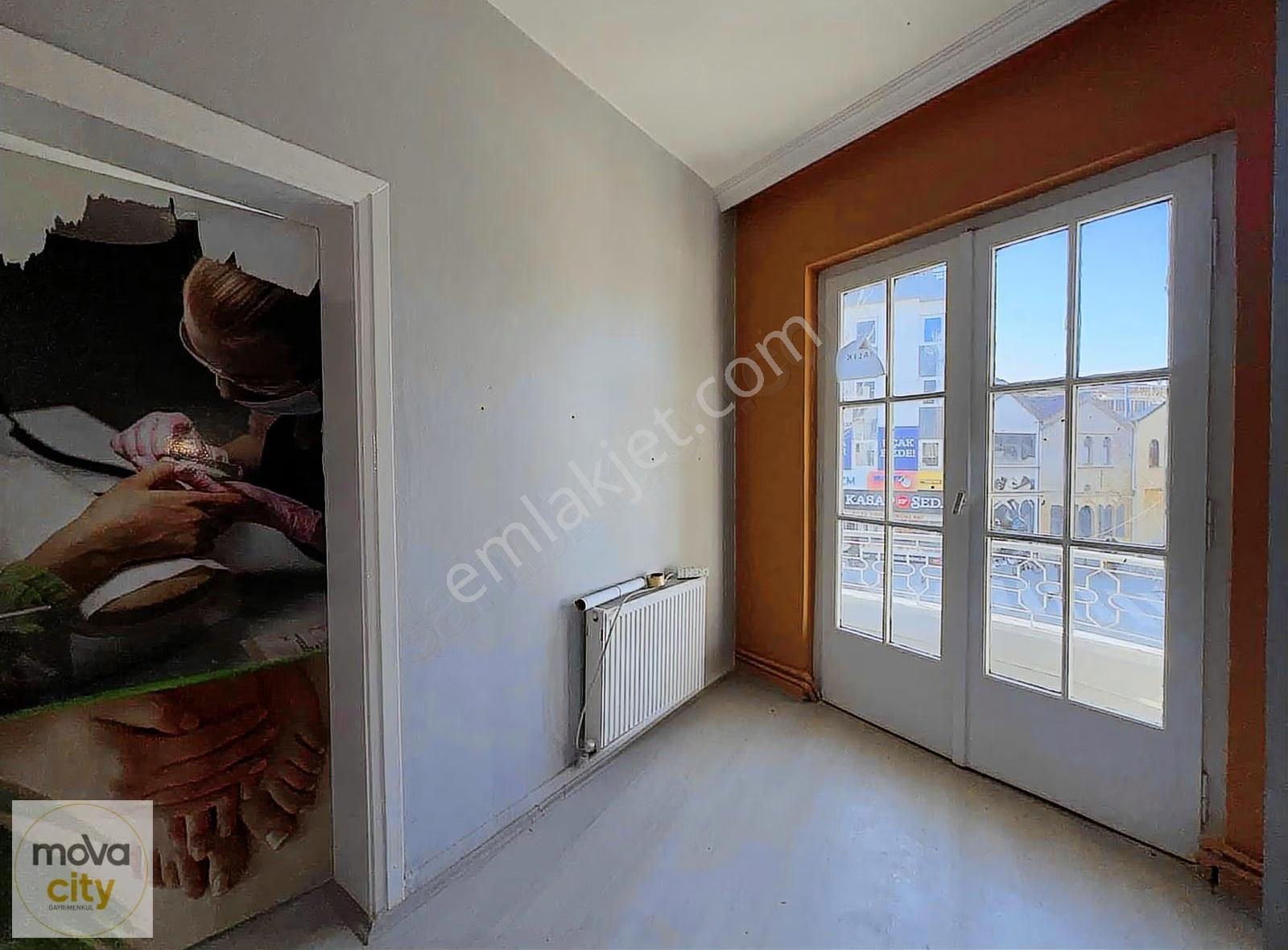 İnönü Caddesinde Saat Kulesine 20 M Mesafede Kiralık Geniş Ofis - Görsel 33
