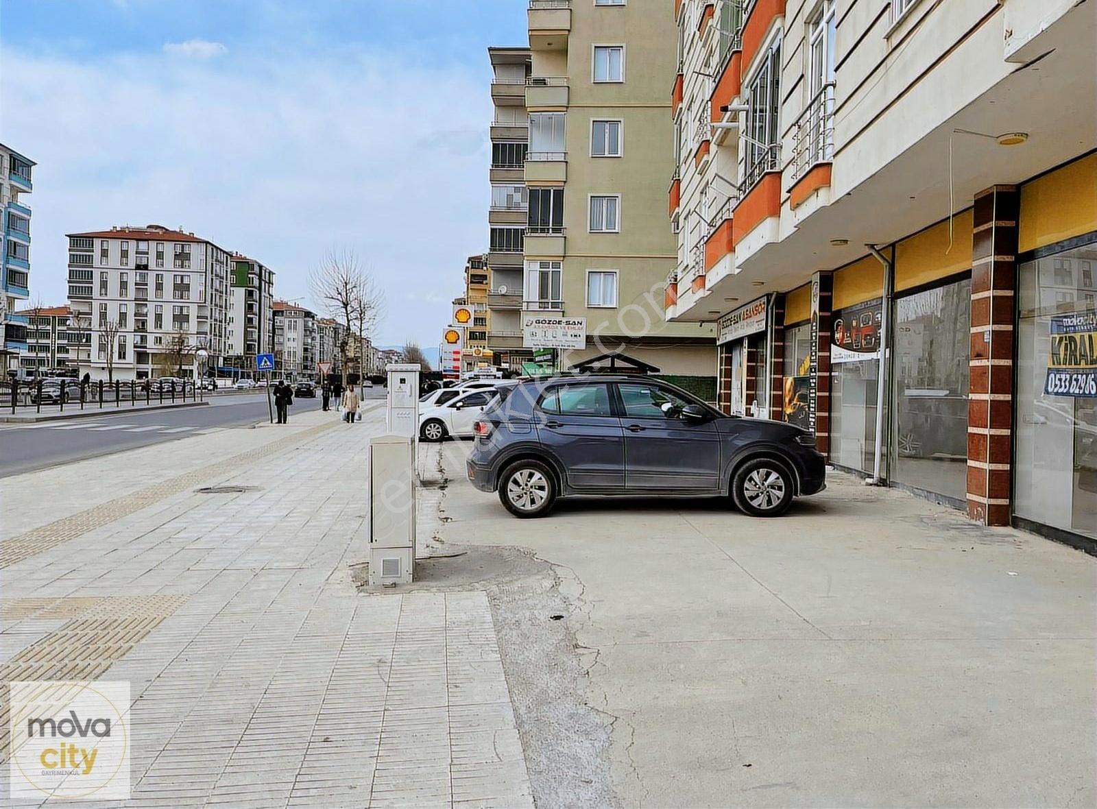 Osmancık Caddesi Köşe Başı 120 M2 Kiralık Dükkan. - Görsel 3