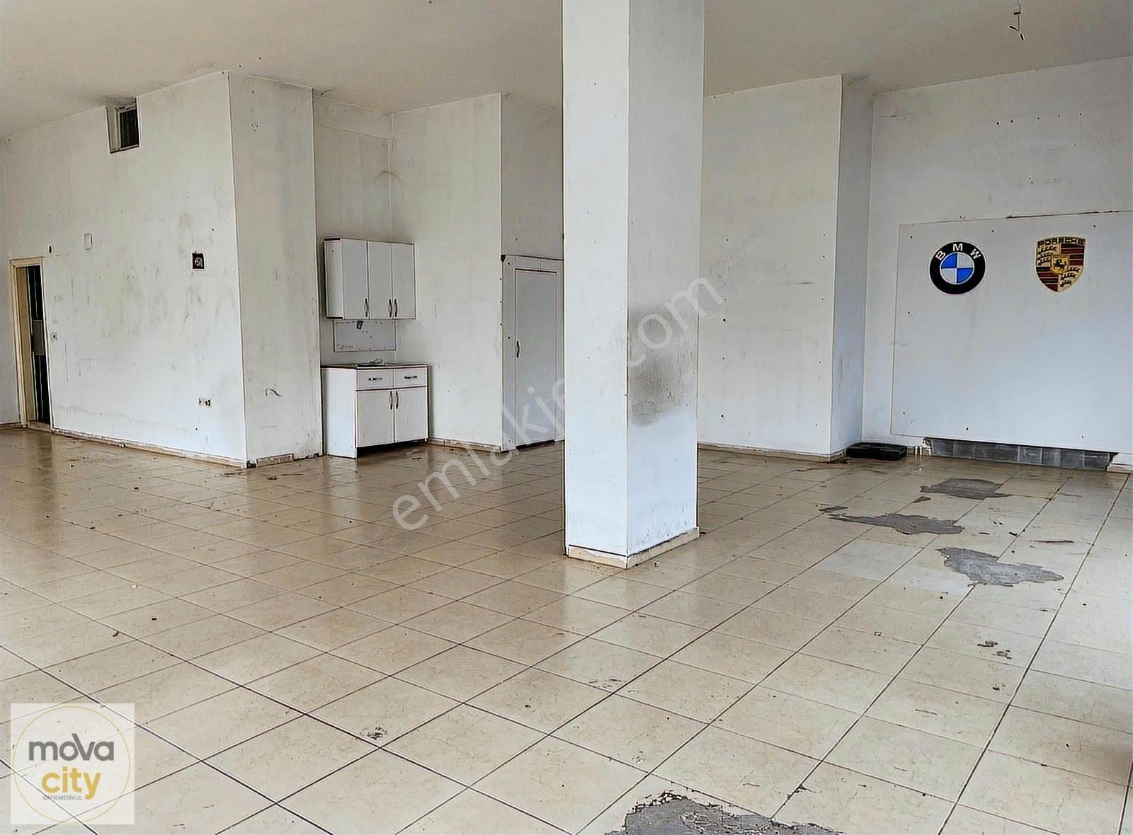 Osmancık Caddesi Köşe Başı 120 M2 Kiralık Dükkan. - Görsel 7