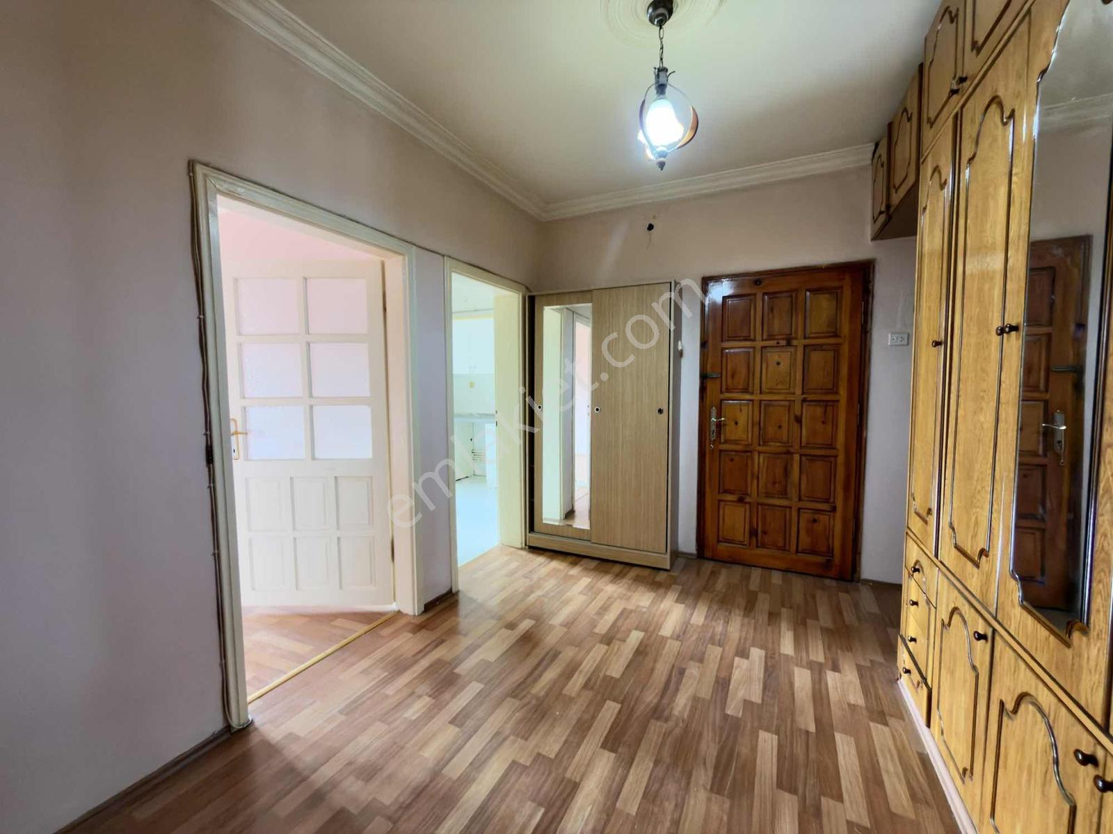 Altın Emlaktan Şehir Merkezi Şelale Evlerde 3+1 Kiralık Arakat - Görsel 13
