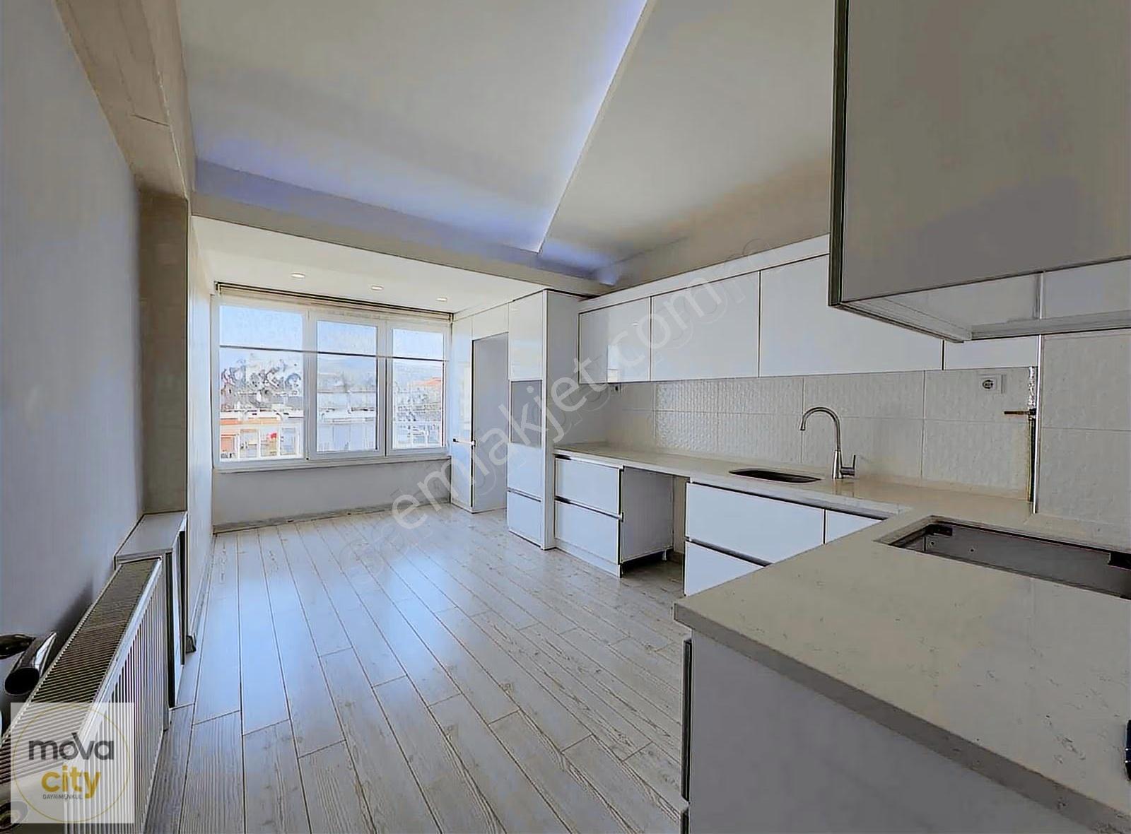 Bahçelievler M.a.e Caddesi Üzeri Satılık 3+1 Full Yapılı Daire - Görsel 9