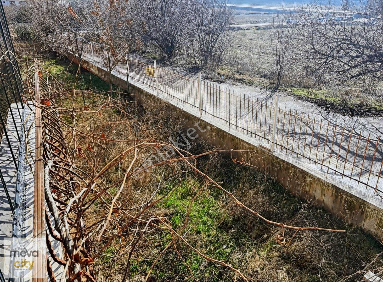 Silmkent Akasya Sitesinde 4 Katlı Toplam 400 M2 Satılık Villa - Görsel 20
