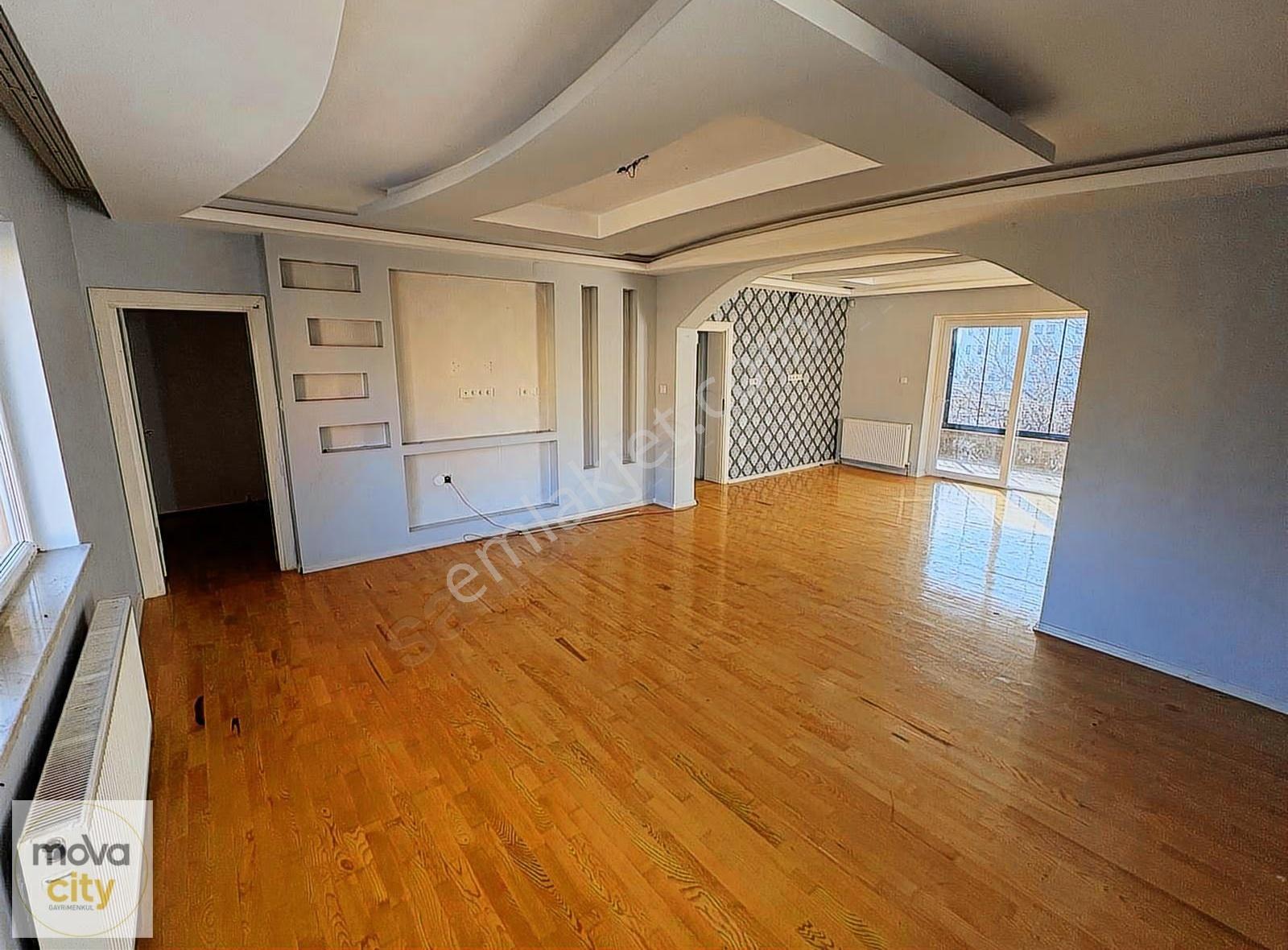 Silmkent Akasya Sitesinde 4 Katlı Toplam 400 M2 Satılık Villa - Görsel 12