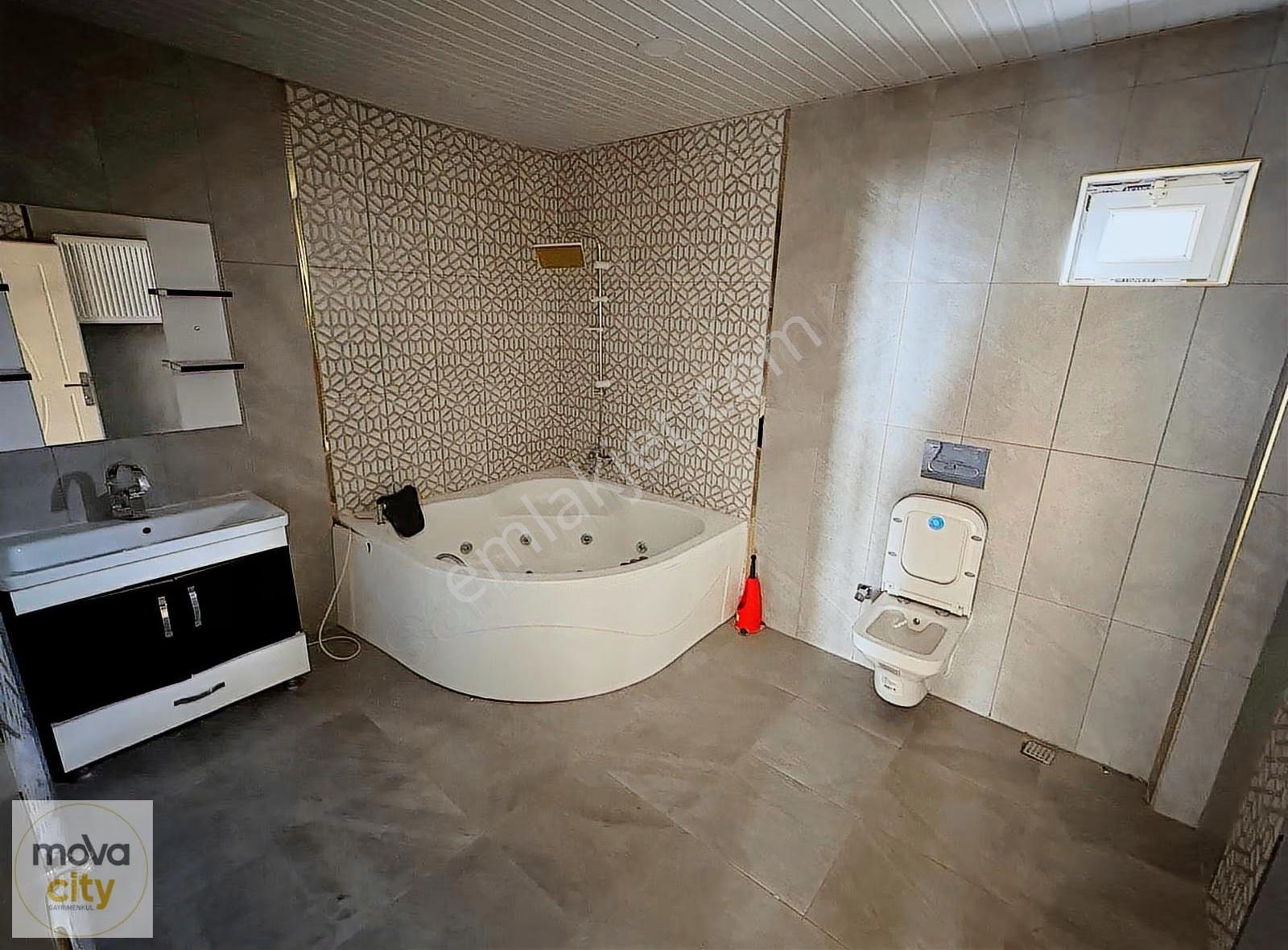 Silmkent Akasya Sitesinde 4 Katlı Toplam 400 M2 Satılık Villa - Görsel 16