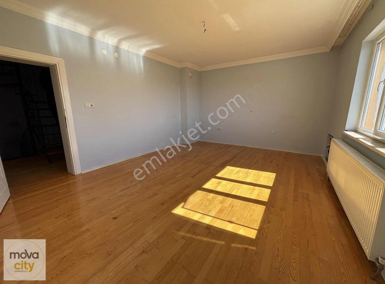 Silmkent Akasya Sitesinde 4 Katlı Toplam 400 M2 Satılık Villa - Görsel 6