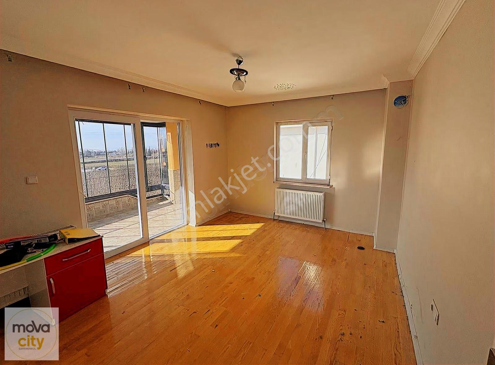 Silmkent Akasya Sitesinde 4 Katlı Toplam 400 M2 Satılık Villa - Görsel 5