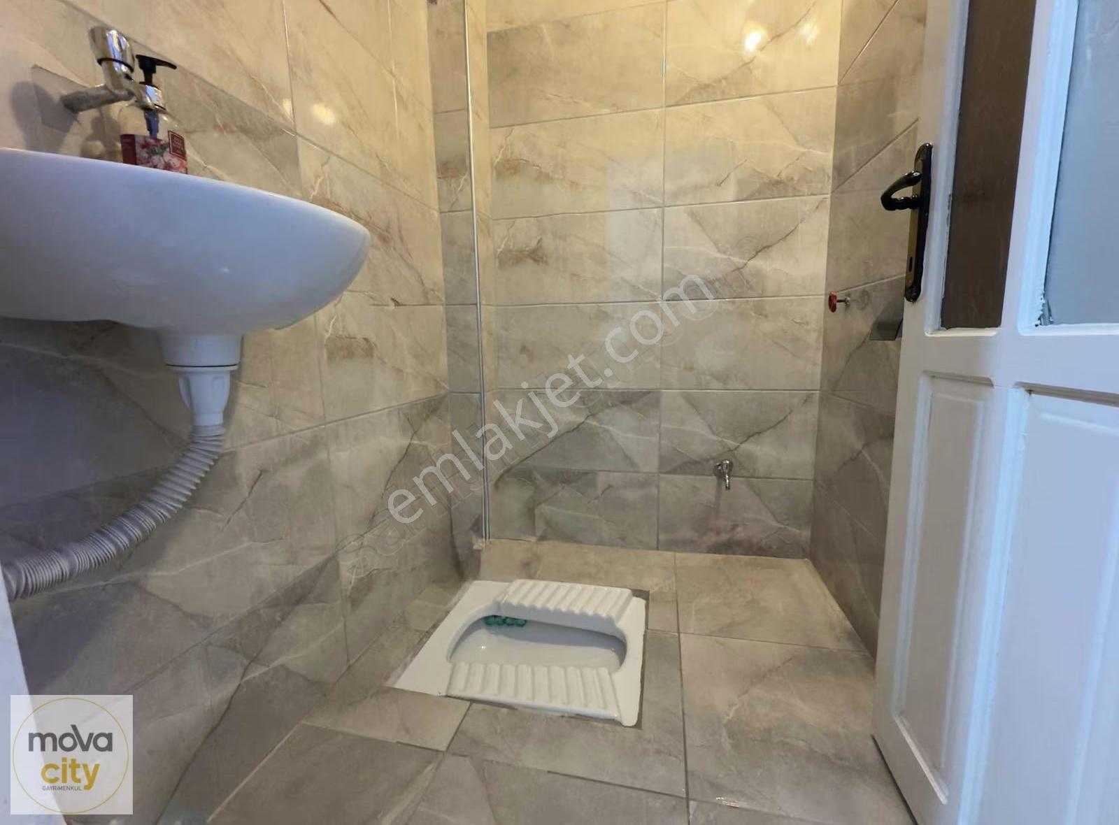 Tavuklukta 3+0 Eşyalı Kiralık Daire - Görsel 17