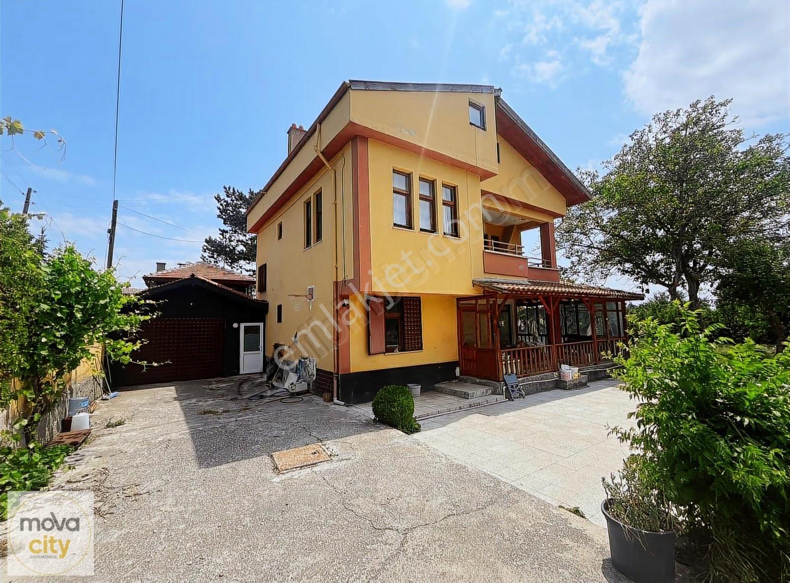 Ilıca Bağlarında 3 Yol Cepheli 1.768 M2 Satılık Villa Arsası - Görsel 17