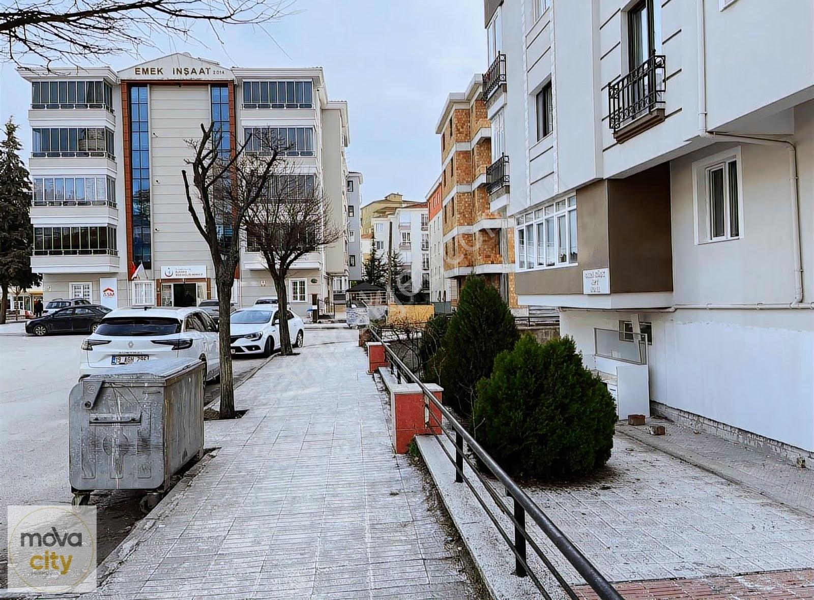 Garanti Evler Camii Karşısı Satılık Dükkan+depo - Görsel 23