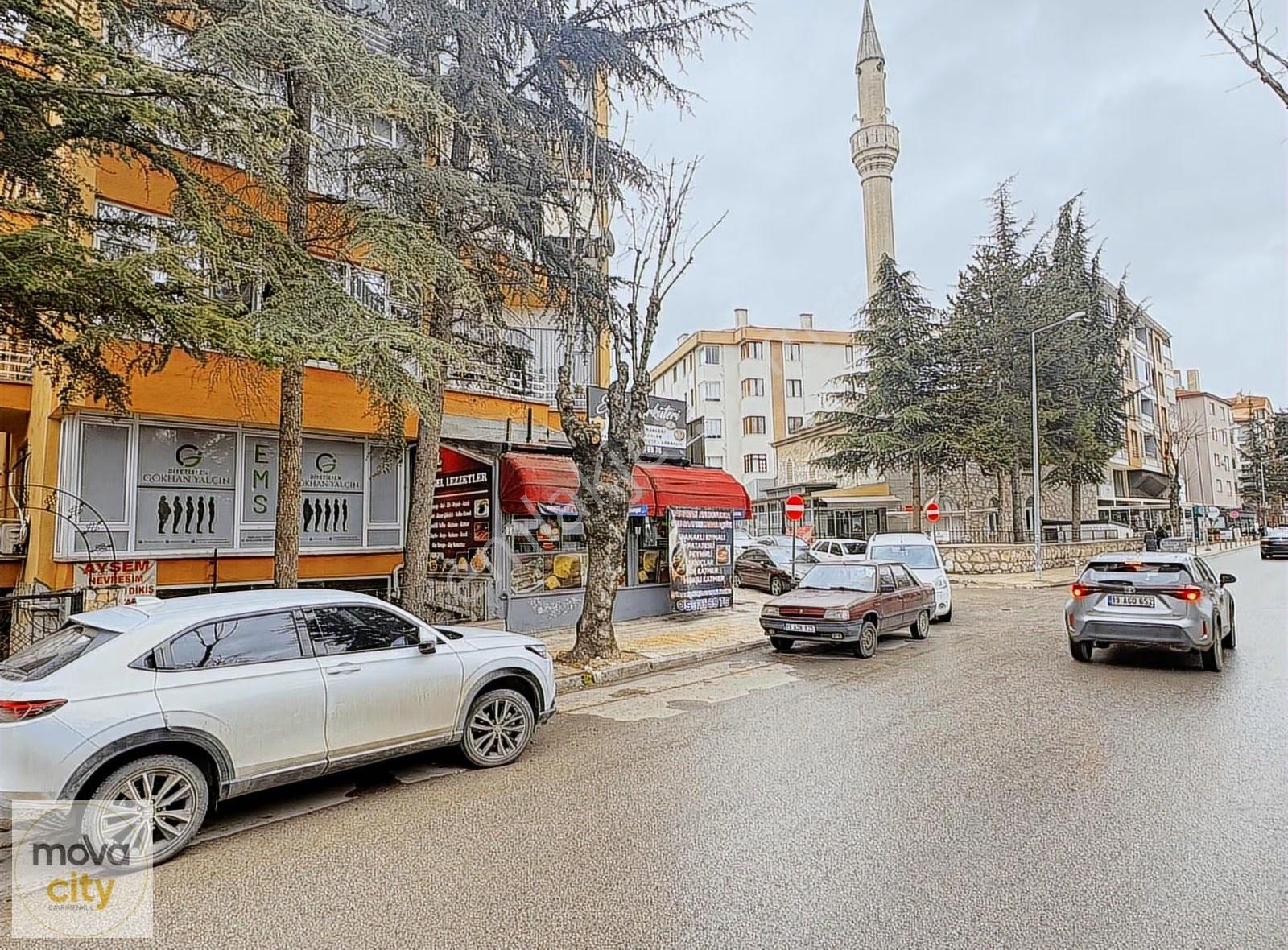 Bahçelievlerin Kalbinde 60 M2 Satılık Dükkan - Görsel 12