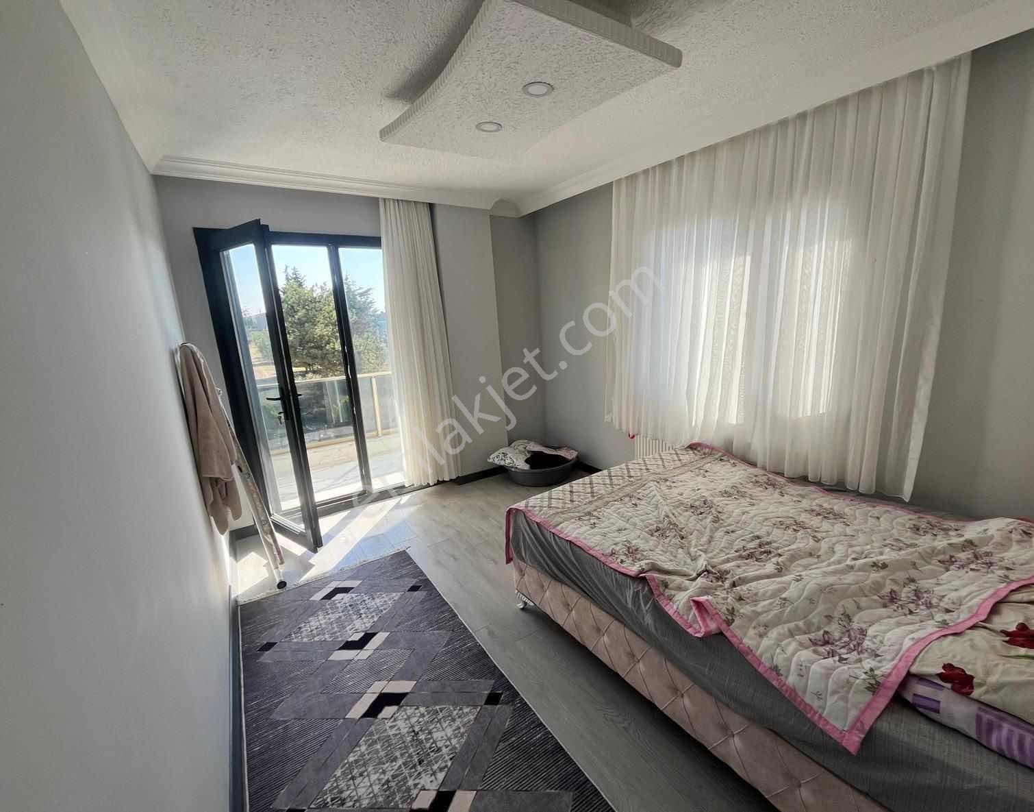 Acil Satılık Havuzlu Müstakil Villa - Görsel 10