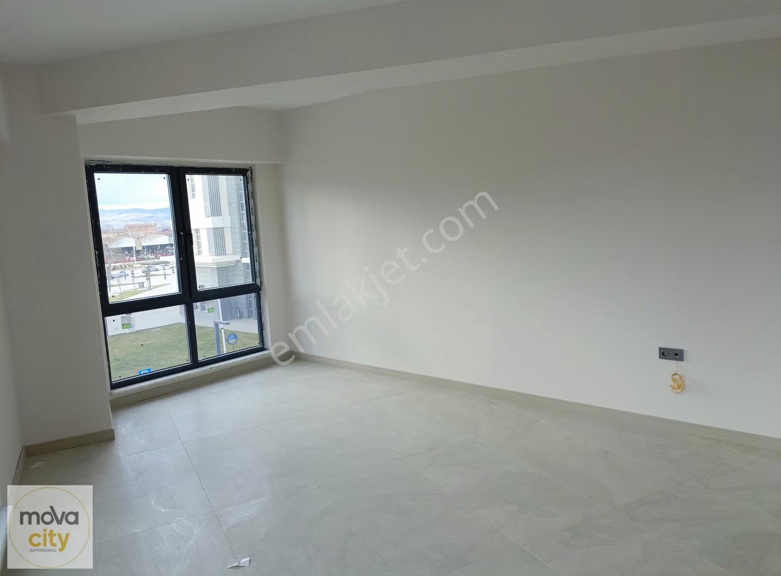 Center Point, Şehrin Yeni Kalbinde, Ofisler - Görsel 15
