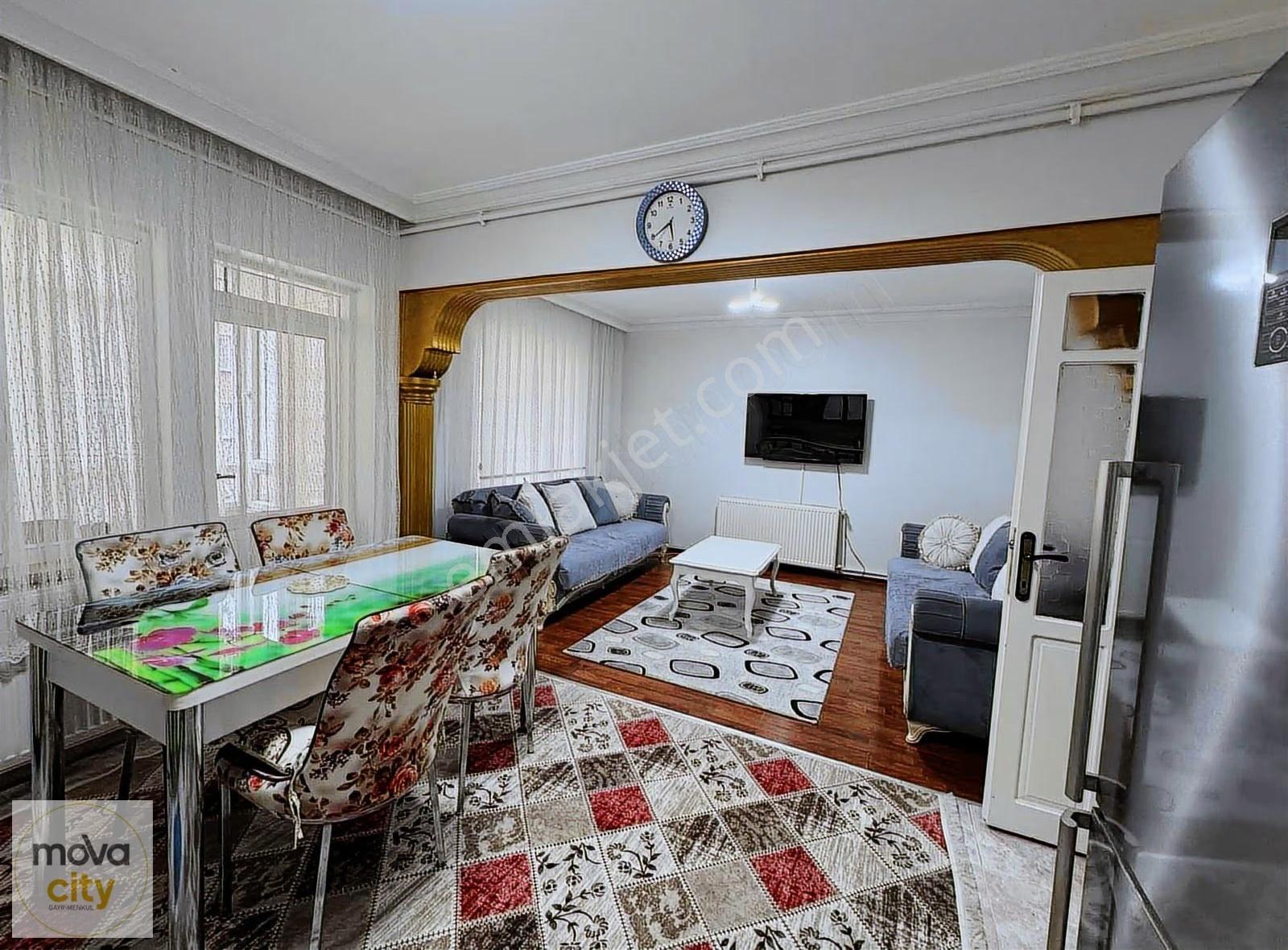 Tavuklukta Eşyalı Olarak Satılık 3+0 Daire + Dükkan - Görsel 11