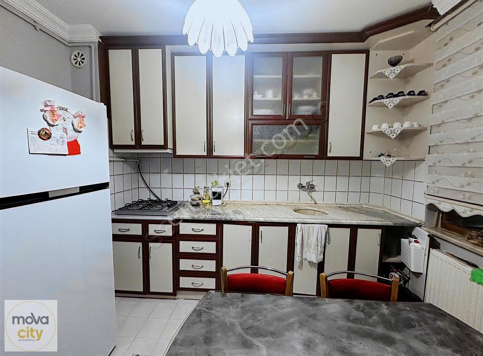 İpek Taksi Civarı Acil Satılık 3+1 Daire - Görsel 13