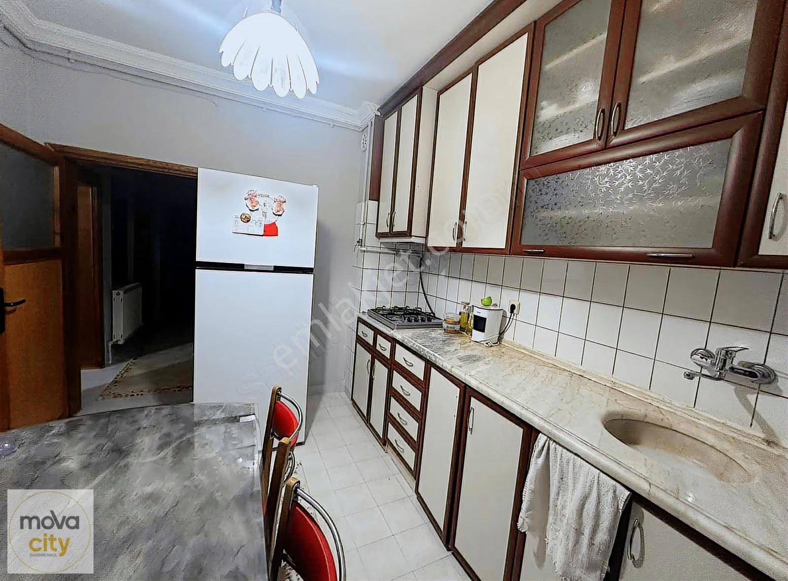 İpek Taksi Civarı Acil Satılık 3+1 Daire - Görsel 12