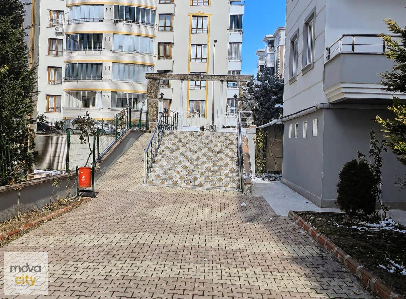 Buhara Evlerde 4+1 Kiralık Eşyalı Daire - Görsel 31