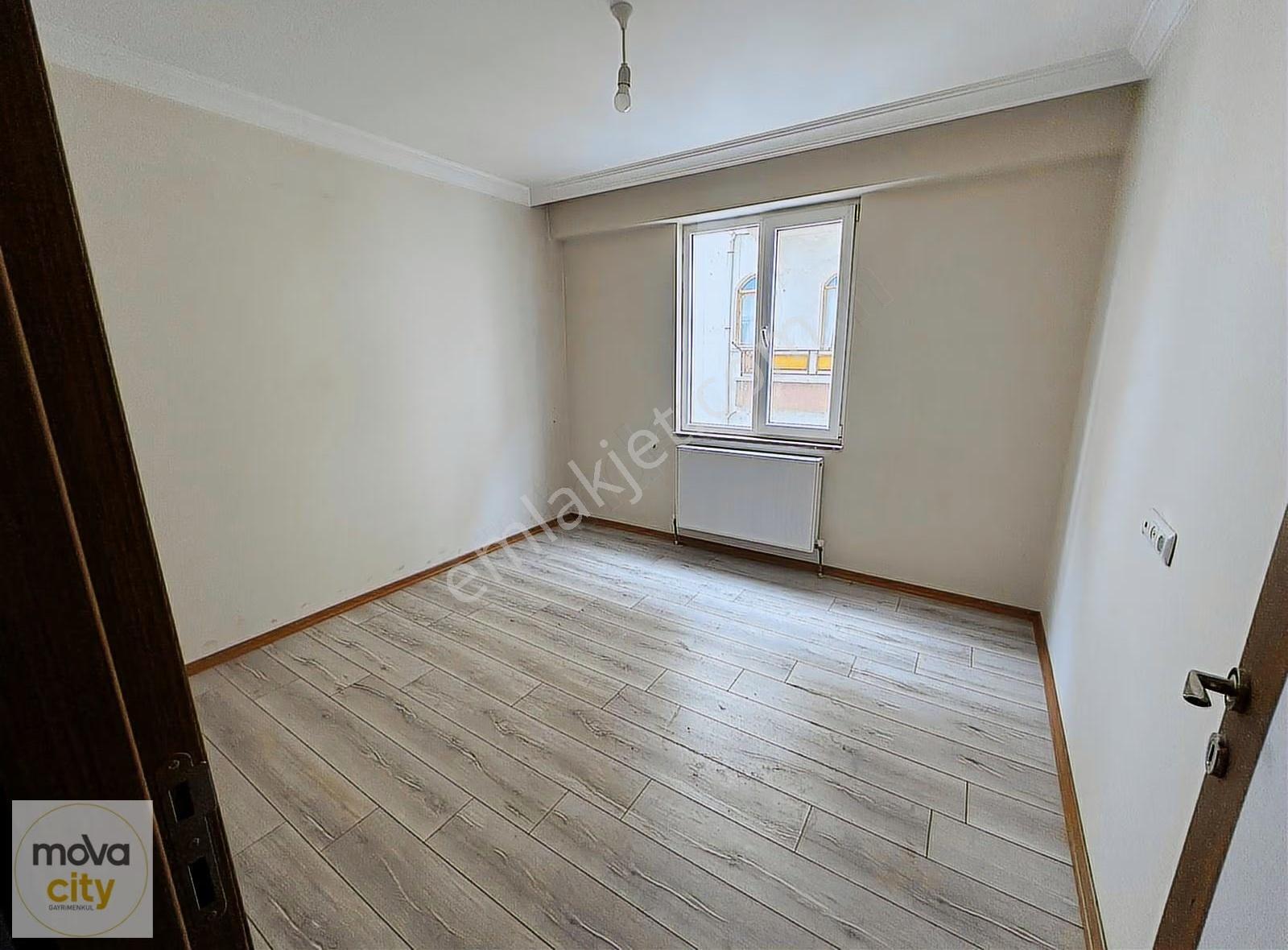 Ata Caddesi Üzeri 3+1 Lüks Daire - Görsel 8