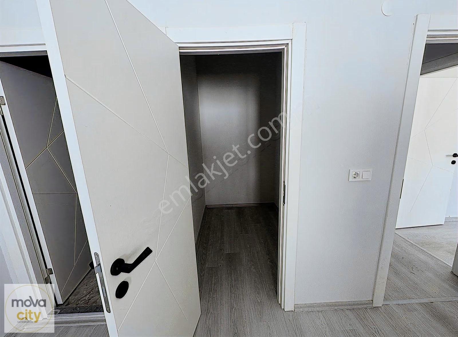 Doğa Koleji Yakını 4+1 Lüks Daire - Görsel 2