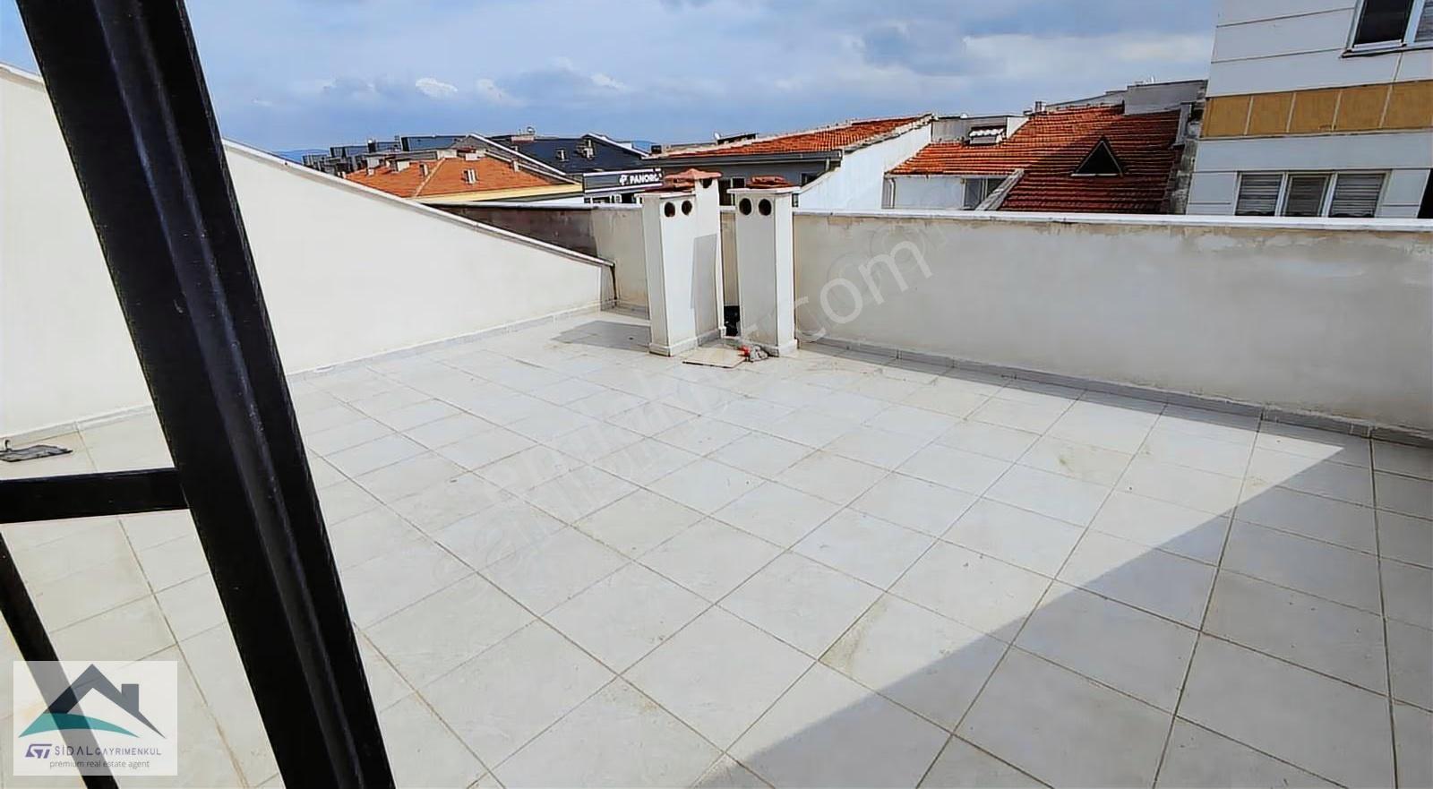 Muradiye Mahallesinde Pazar Yeri Civarında 4+1 Kiralık Dubleks - Görsel 11