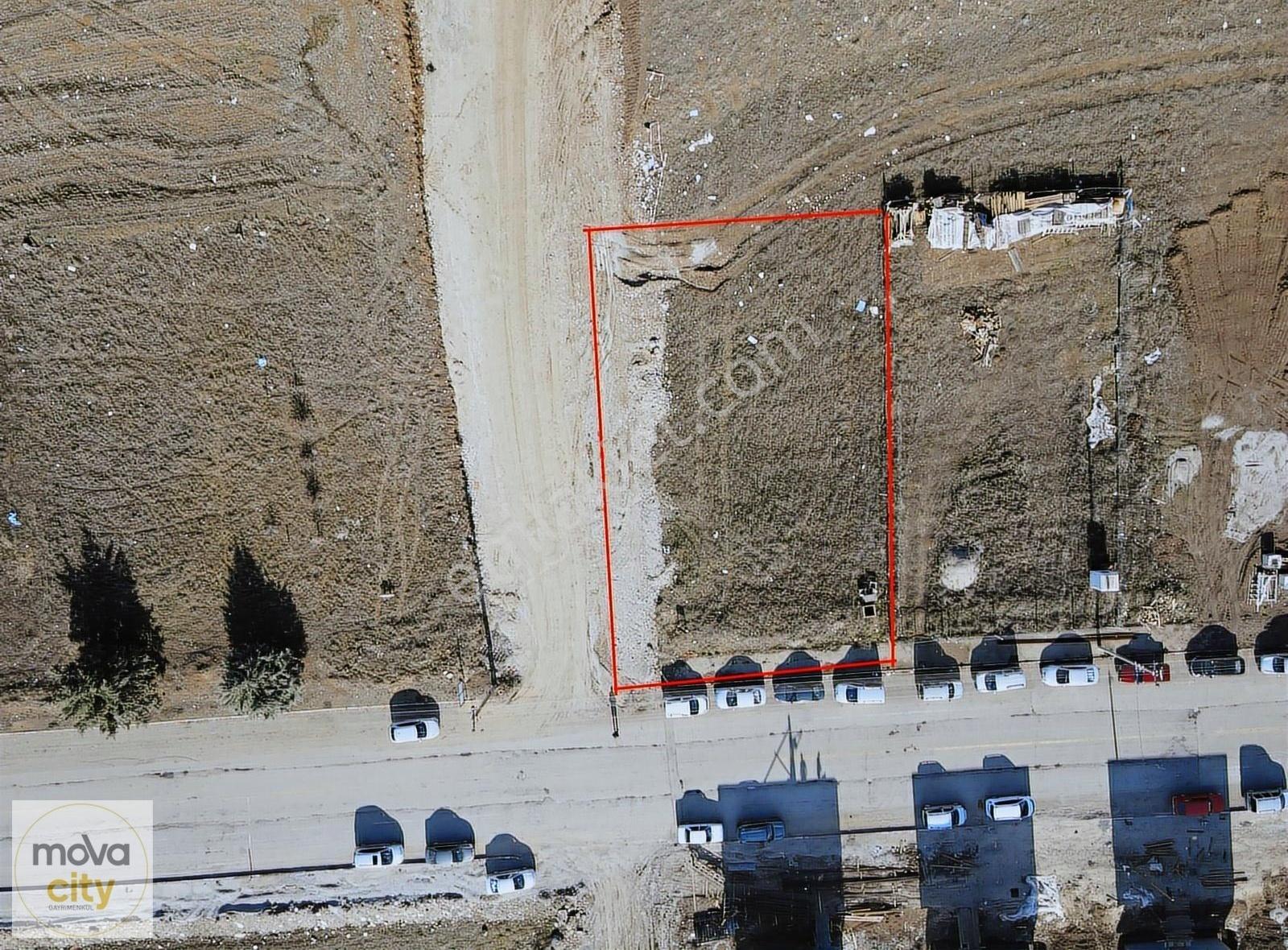 Silmkentte Yol Üzeri, Çift Yol Cepheli Satılık Villa Arsası - Görsel 2