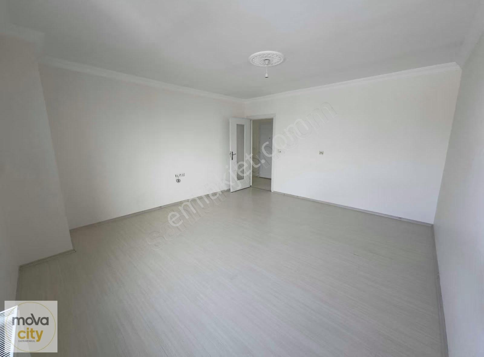 Buharaevler'de Güney Cepheli 3+1 Geniş Satılık Daire - Görsel 15