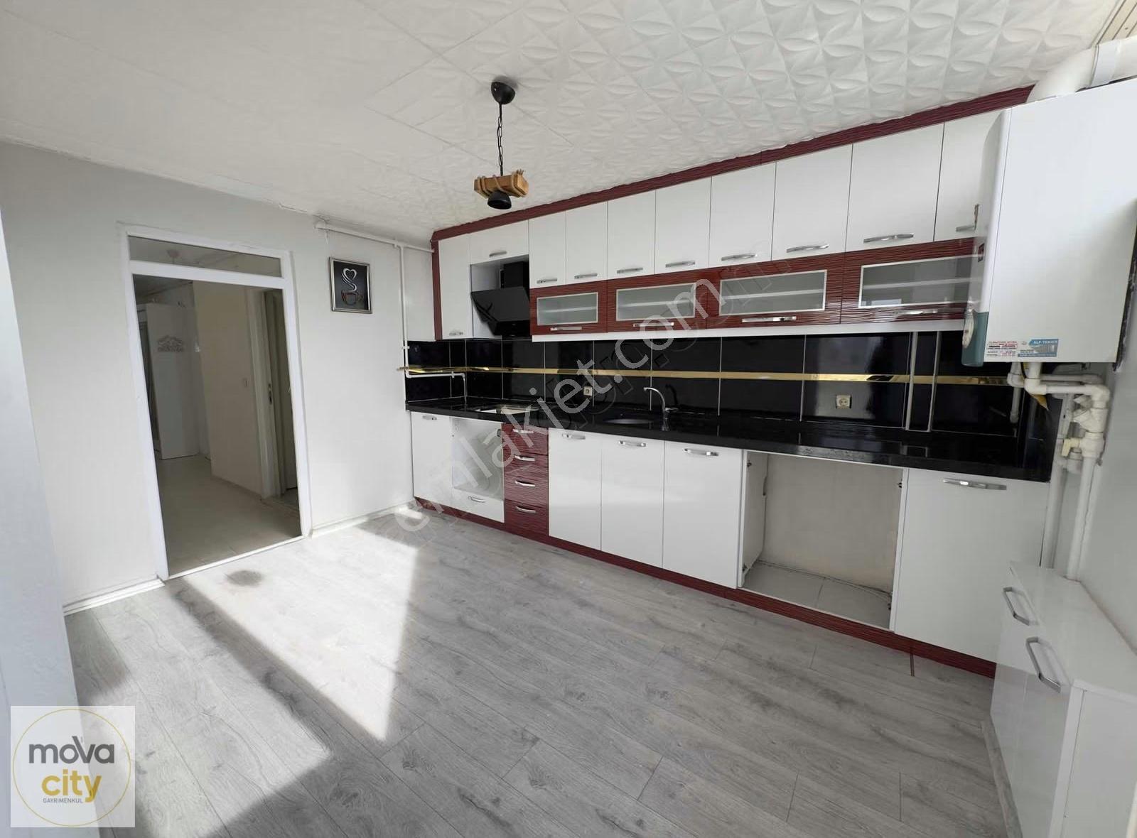 Buharaevler'de Güney Cepheli 3+1 Geniş Satılık Daire - Görsel 4