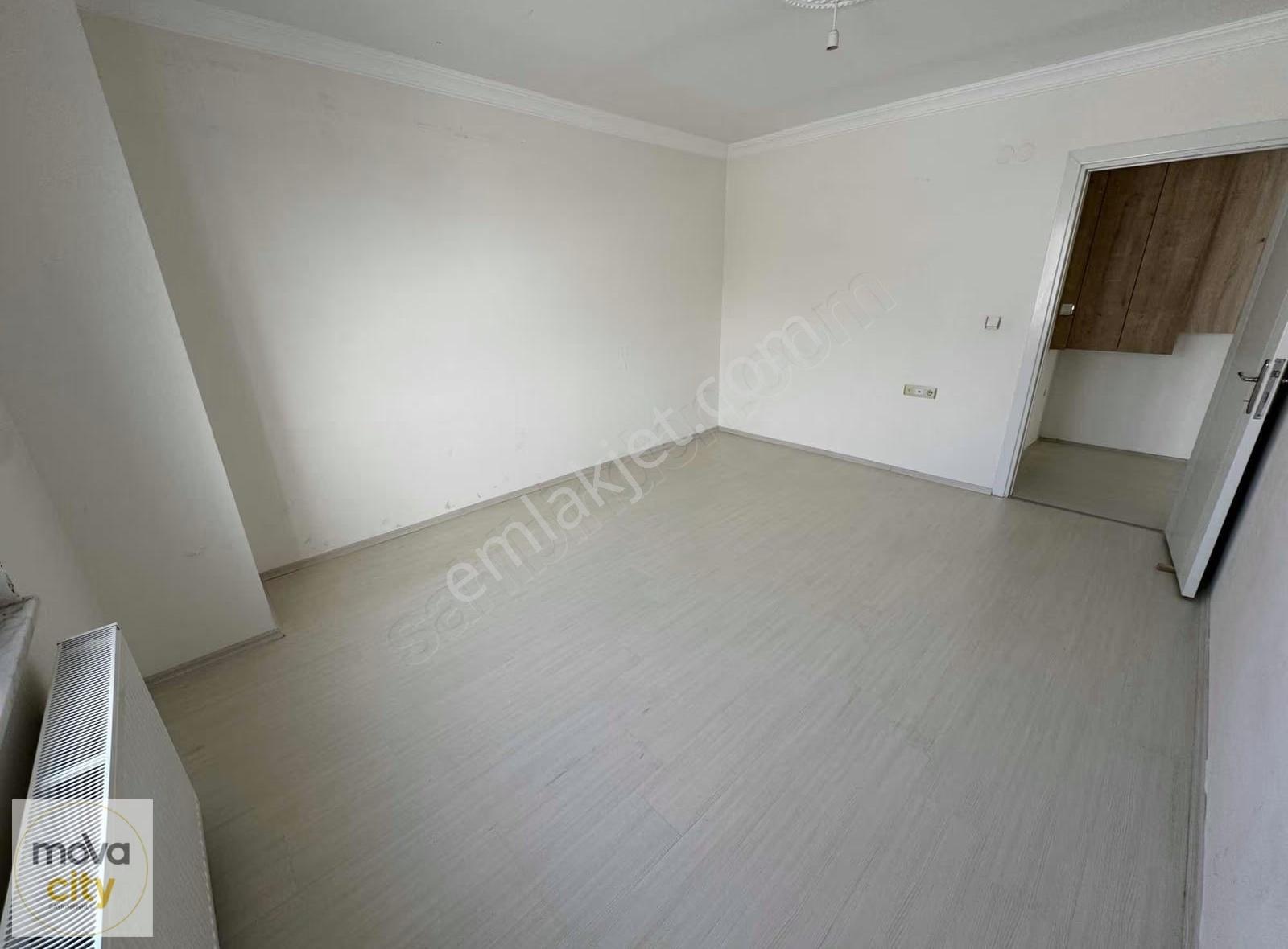 Buharaevler'de Güney Cepheli 3+1 Geniş Satılık Daire - Görsel 18