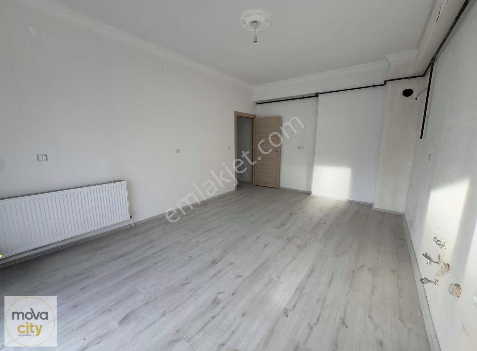 Bahçelievler İpek Taksi Arkası 3+1 Satılık Daire - Görsel 23