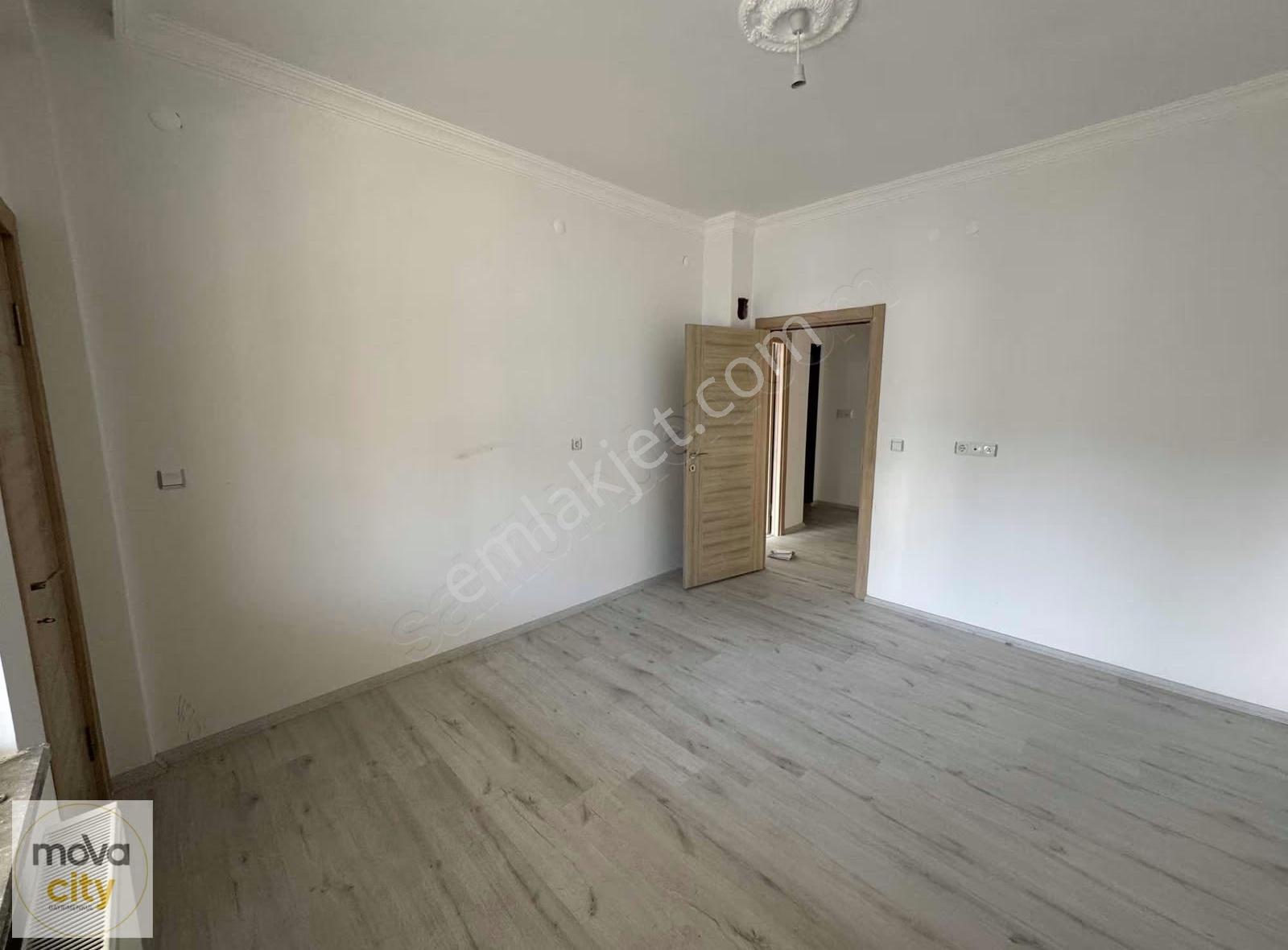 Bahçelievler İpek Taksi Arkası 3+1 Satılık Daire - Görsel 14