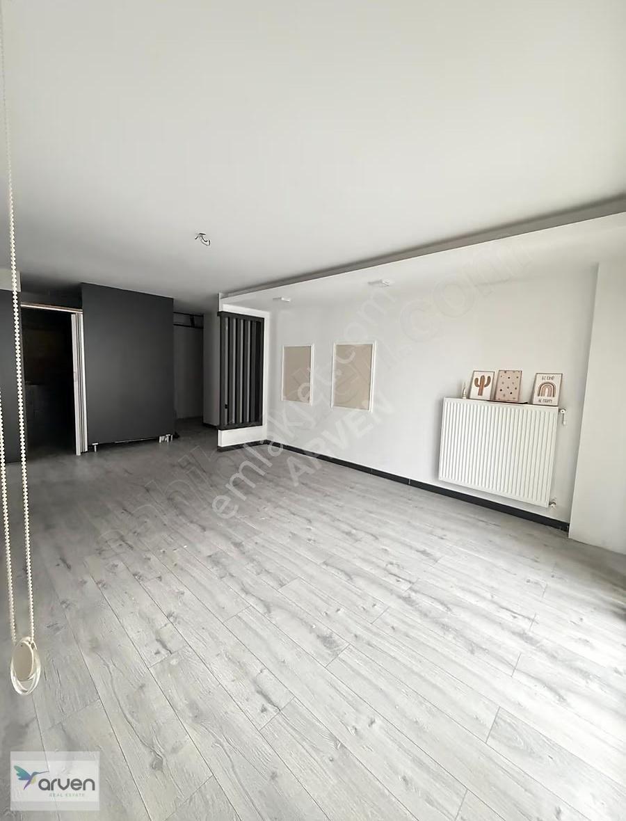 Lozan Caddesinde Merkezi Konumda 2+0 Kiralık Daire - Görsel 15