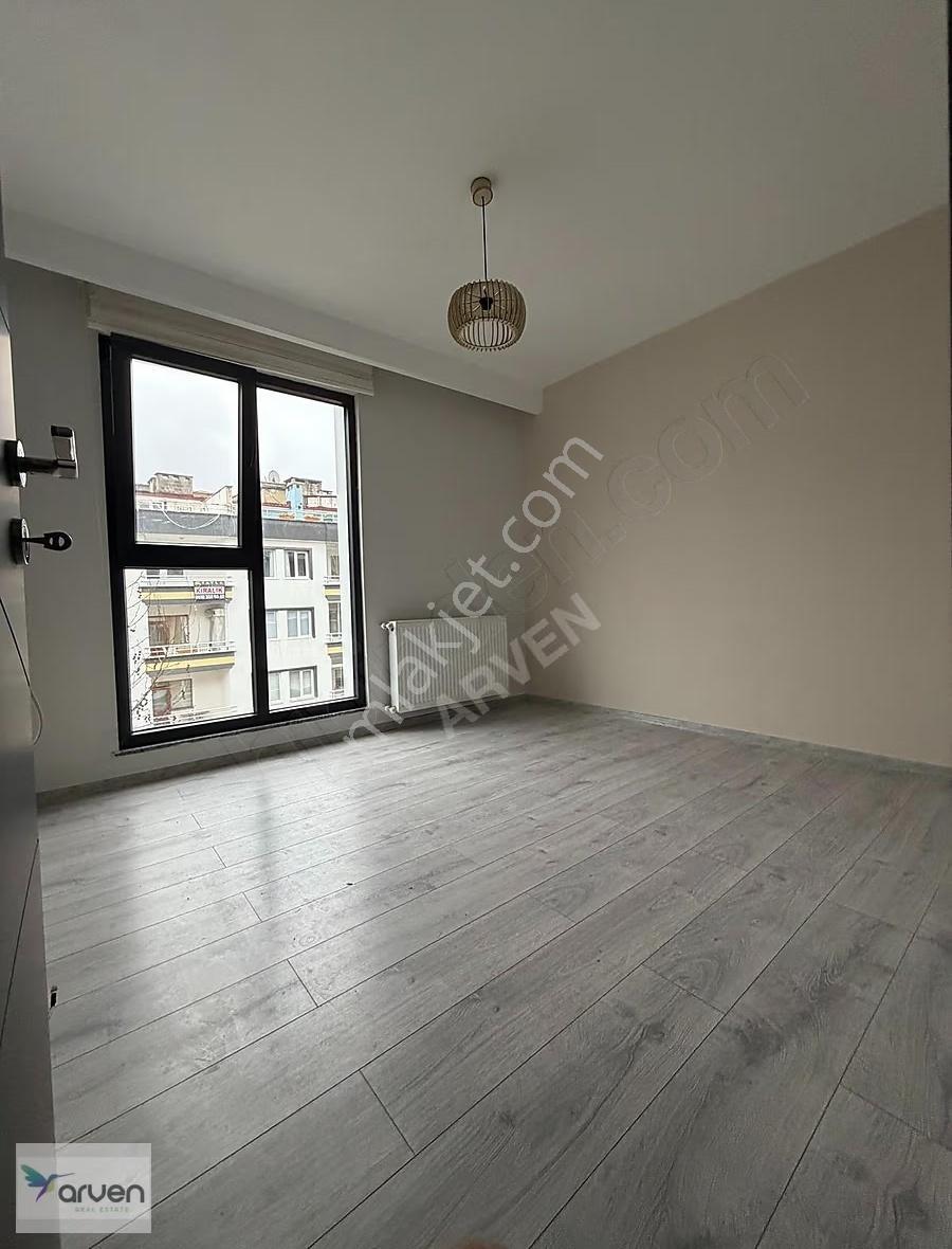Lozan Caddesinde Merkezi Konumda 2+0 Kiralık Daire - Görsel 7