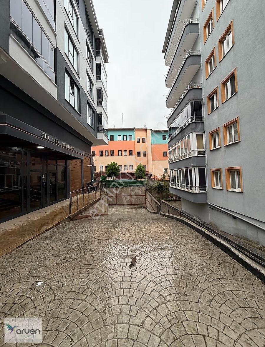Lozan Caddesinde Merkezi Konumda 2+0 Kiralık Daire - Görsel 30