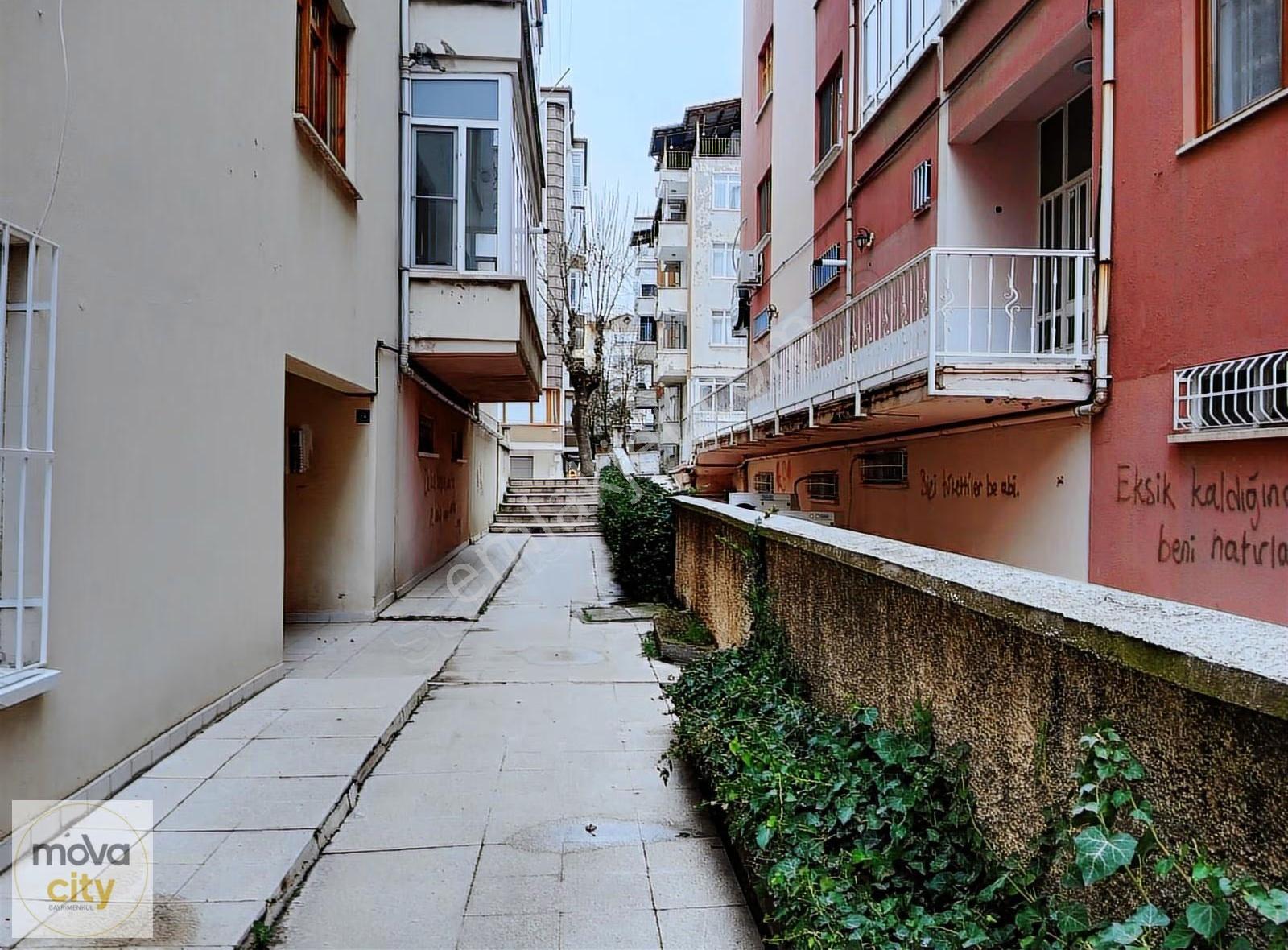 Bahçelievler'in Merkezinde Satılık 3+1 Daire - Görsel 22