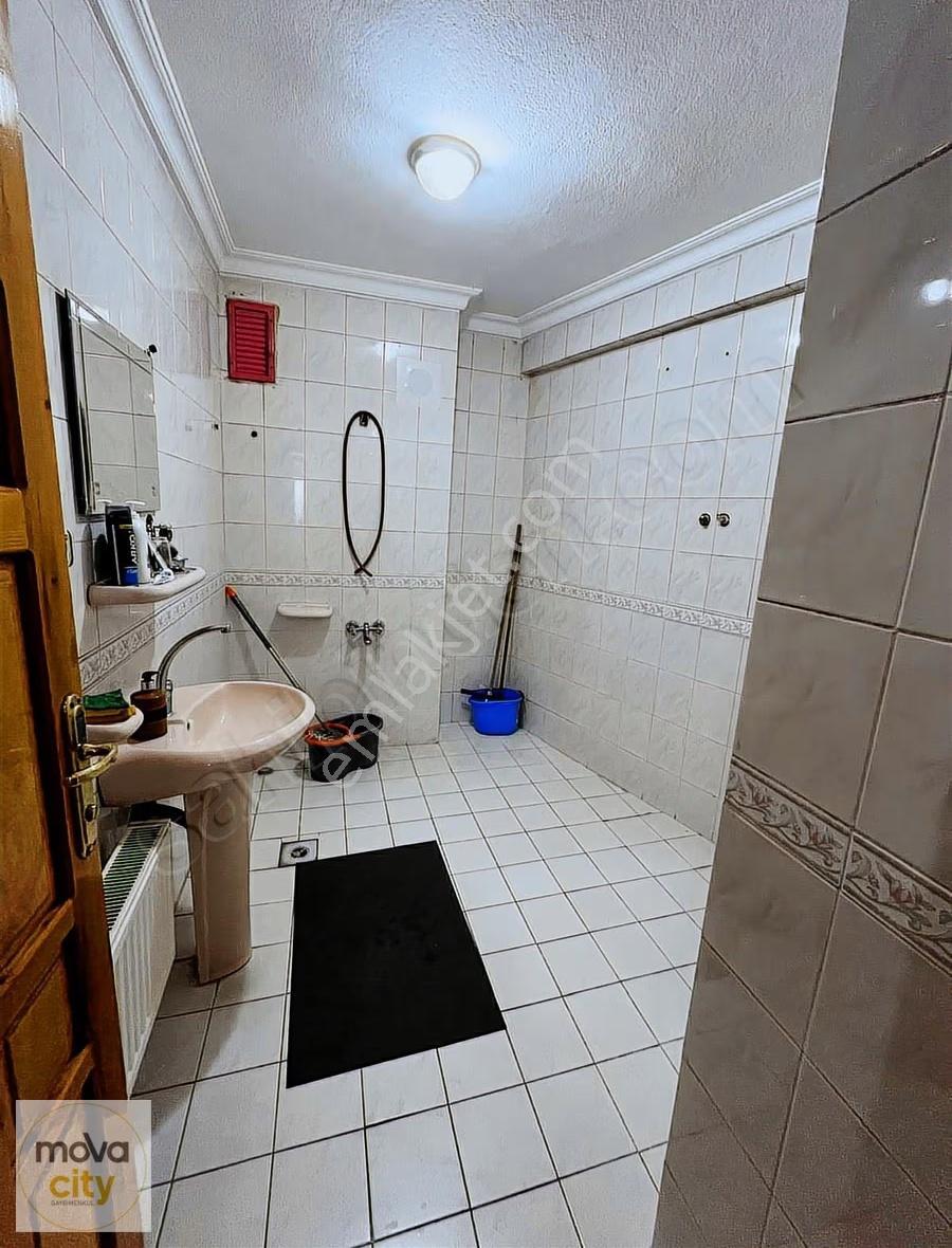 Gazi Caddesi Lcw Mağazası Civarında 3+1 Satılık Daire - Görsel 14