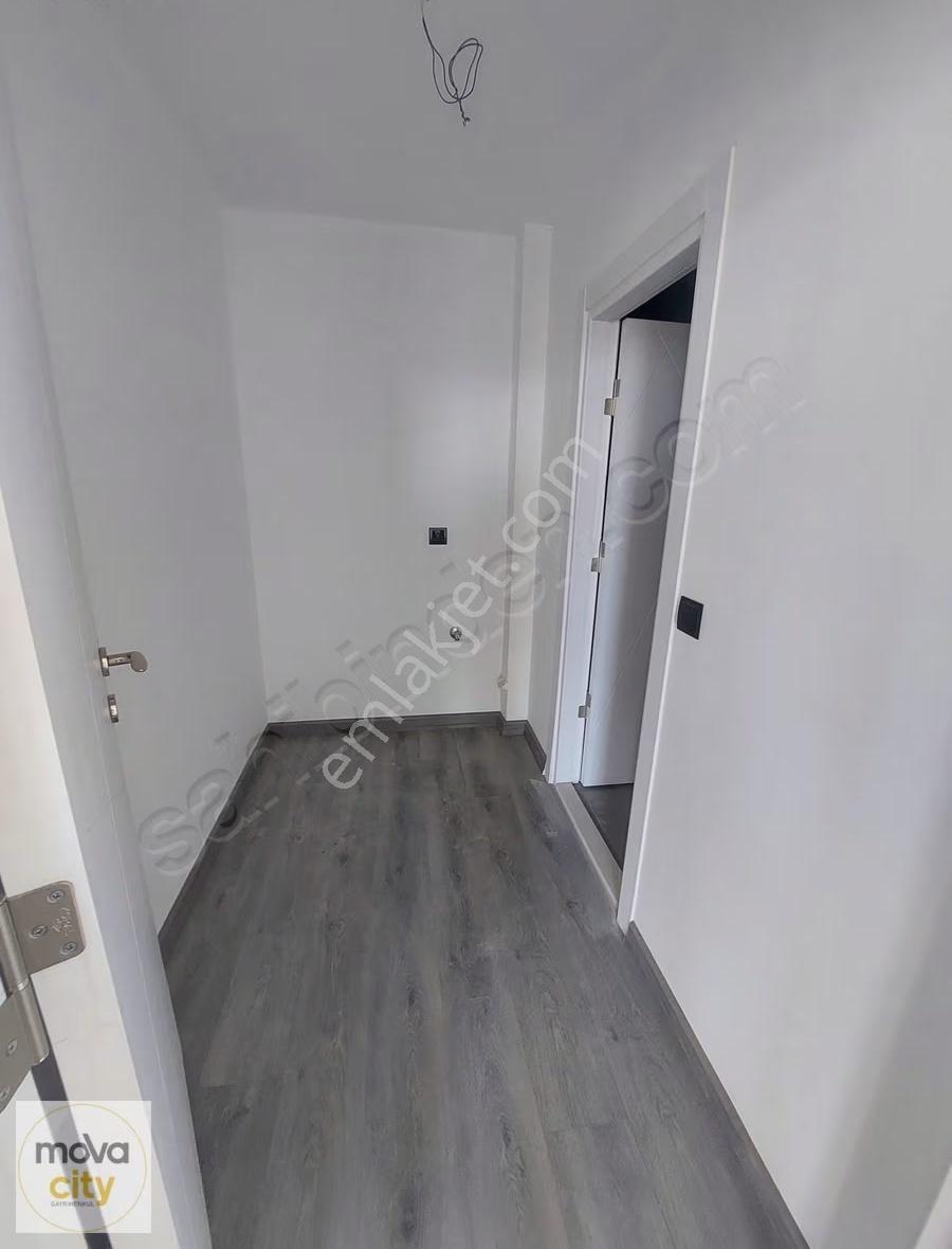Taş Yapı Kule'de Kiralık Sıfır 4+1 Şehir Manzaralı Daire - Görsel 7