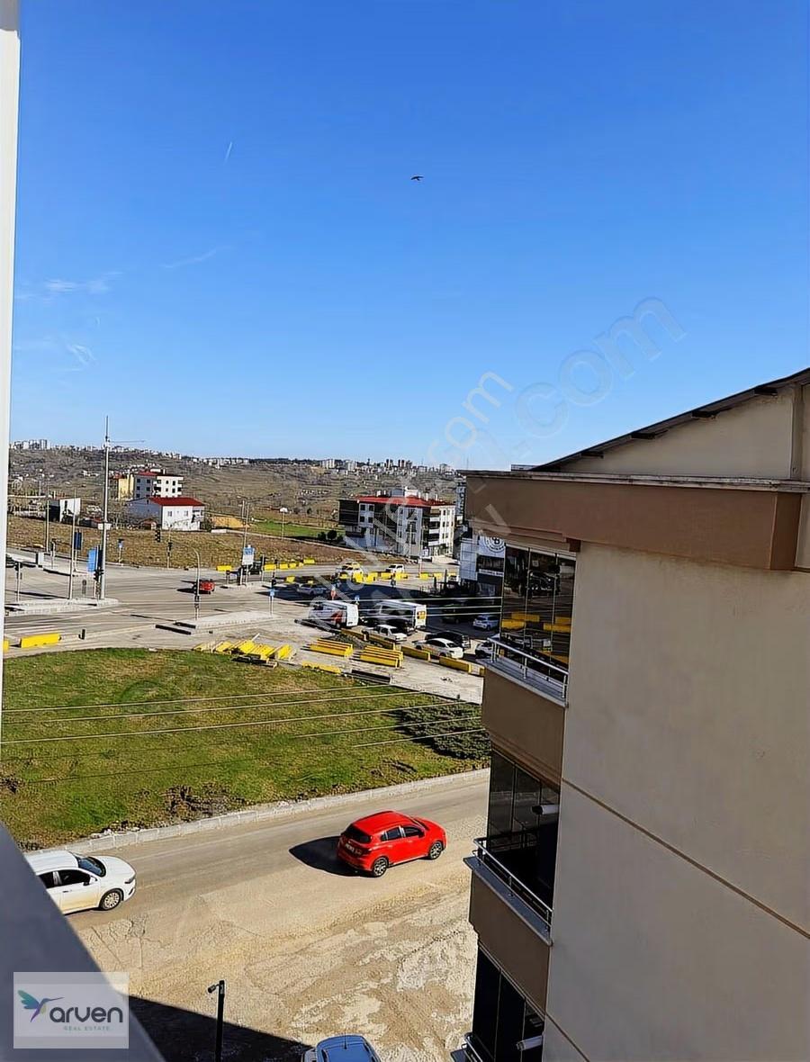 Rte Bulvarına Cephe Yüksek Tabela Değerine Sahip Kiralık Ofis - Görsel 24