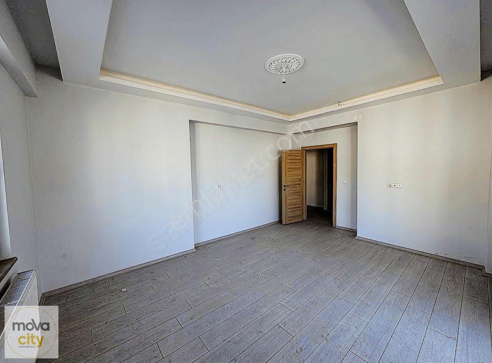 İpek Taksi Civarı 3+1 Köşe Başı Satılık Daire - Görsel 21