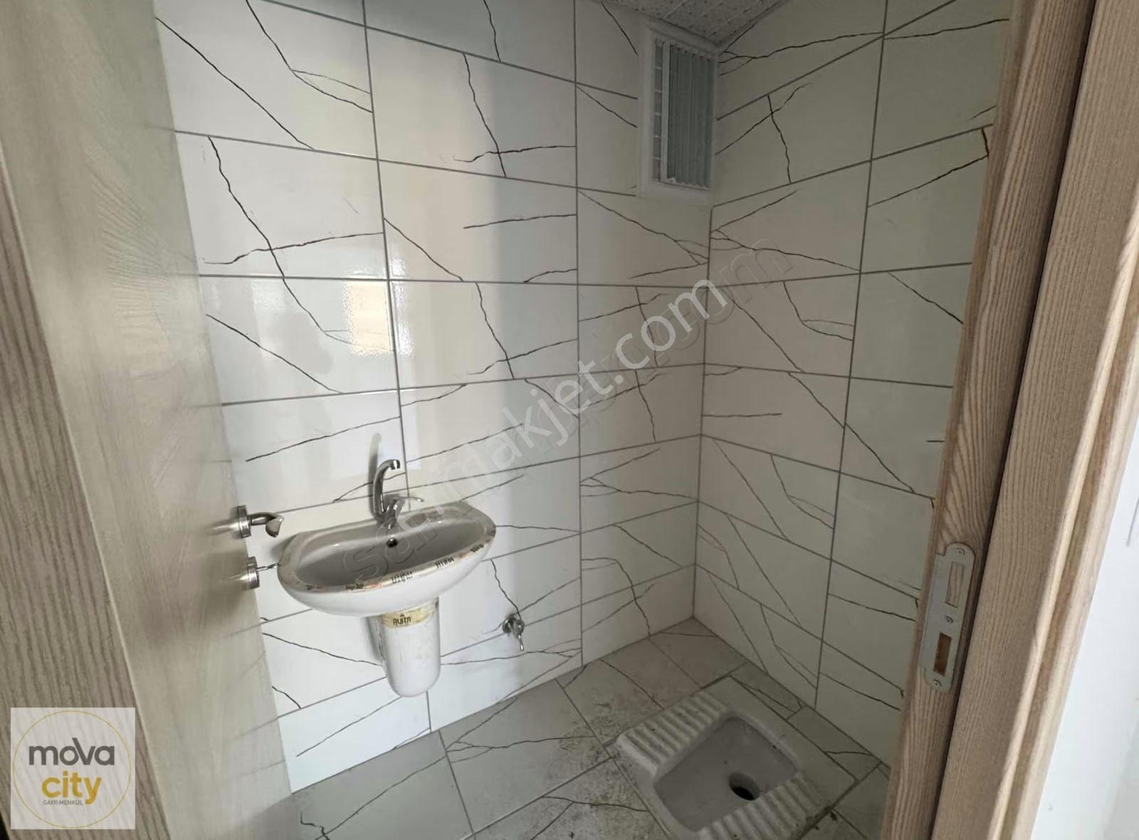 İpek Taksi Civarı 3+1 Köşe Başı Satılık Daire - Görsel 11