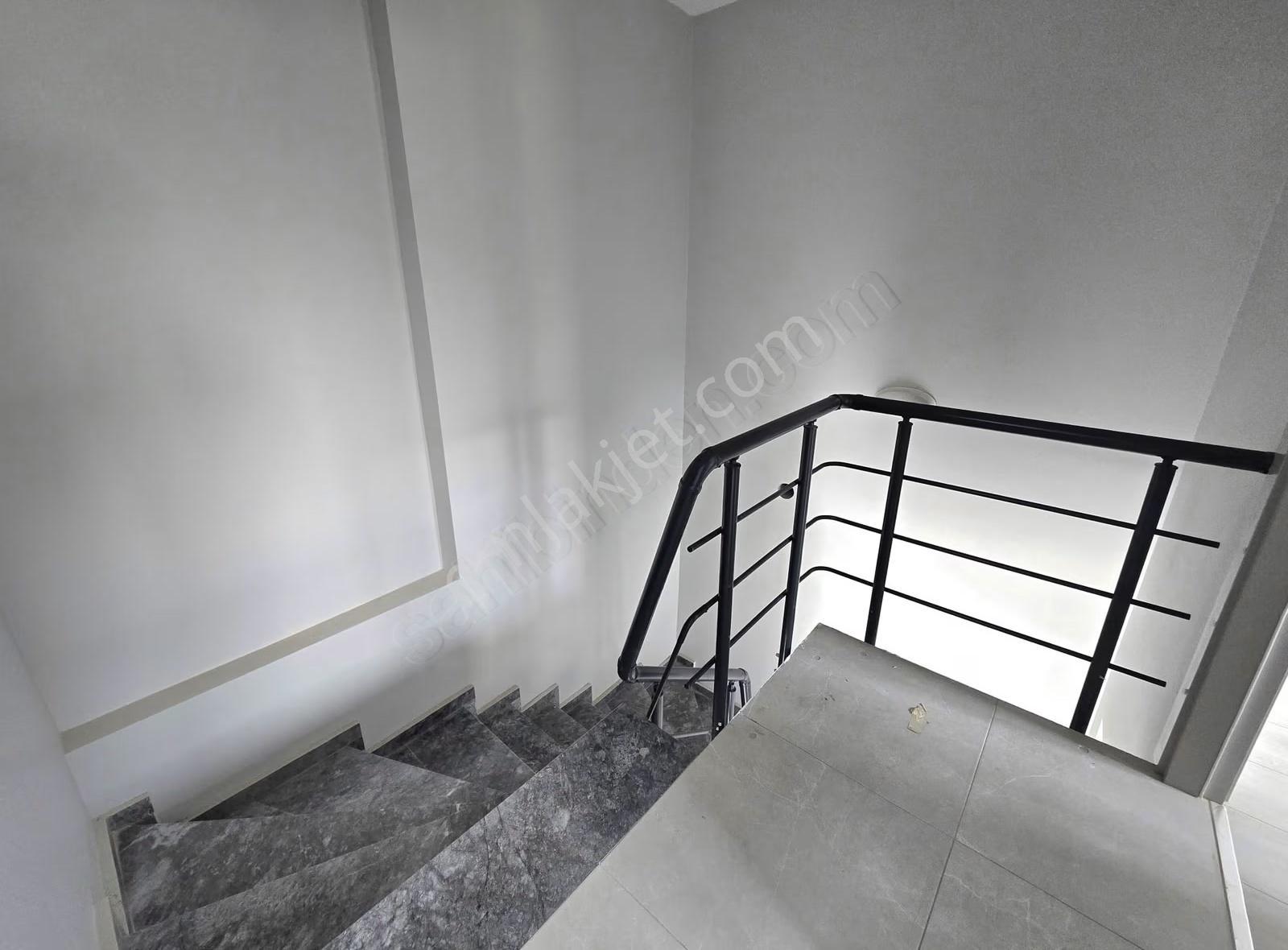 Altınova'da Sıfır 2+1 Loft Dubleks Daire - Yatırım Fırsatı - Görsel 4
