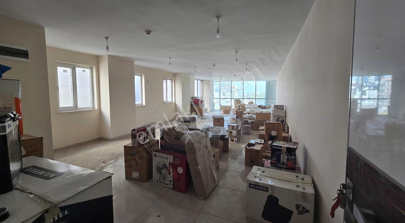 Kiralık İş Merkezi - 7 Adet Ofis / Büro - Görsel 5