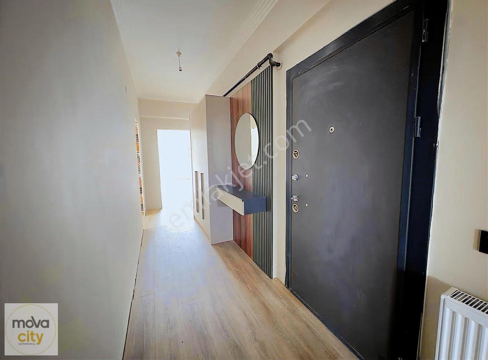 Kale Mahallesinde İçi Full Yapılı Satılık 3+1 Lüks Daire - Görsel 18