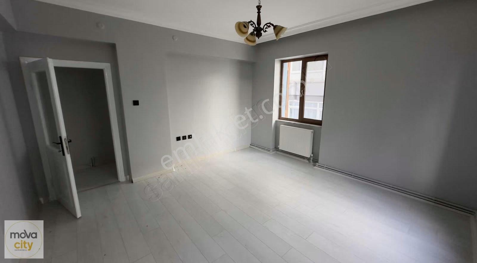 Bahçelievler Lila Ve Oba Taksi Civarı Kiralık Bakımlı 4+1 Daire - Görsel 9