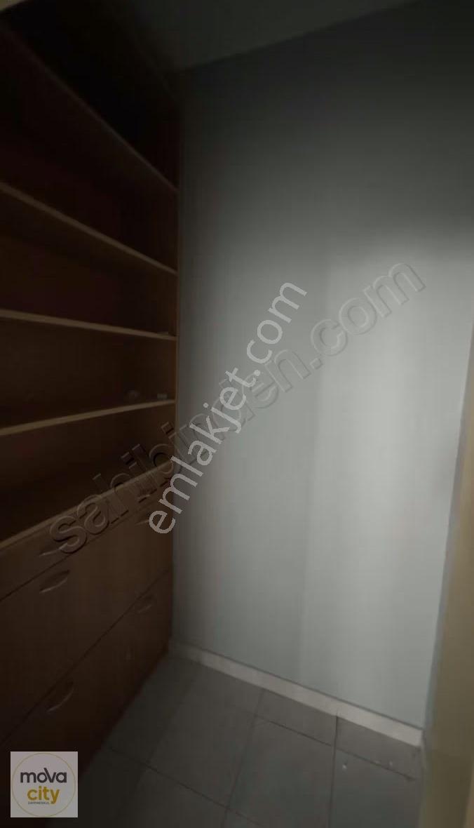 Bahçelievler Lila Ve Oba Taksi Civarı Kiralık Bakımlı 4+1 Daire - Görsel 22