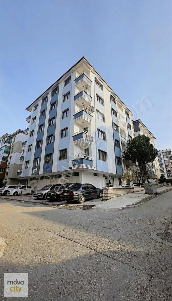 Bahçelievler Lila Ve Oba Taksi Civarı Kiralık Bakımlı 4+1 Daire - Görsel 3